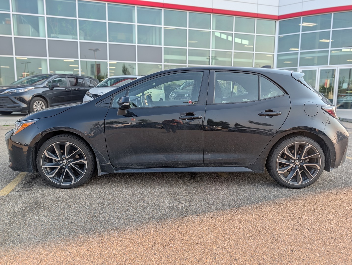 2022 Toyota Corolla Hatchback - photo 4
