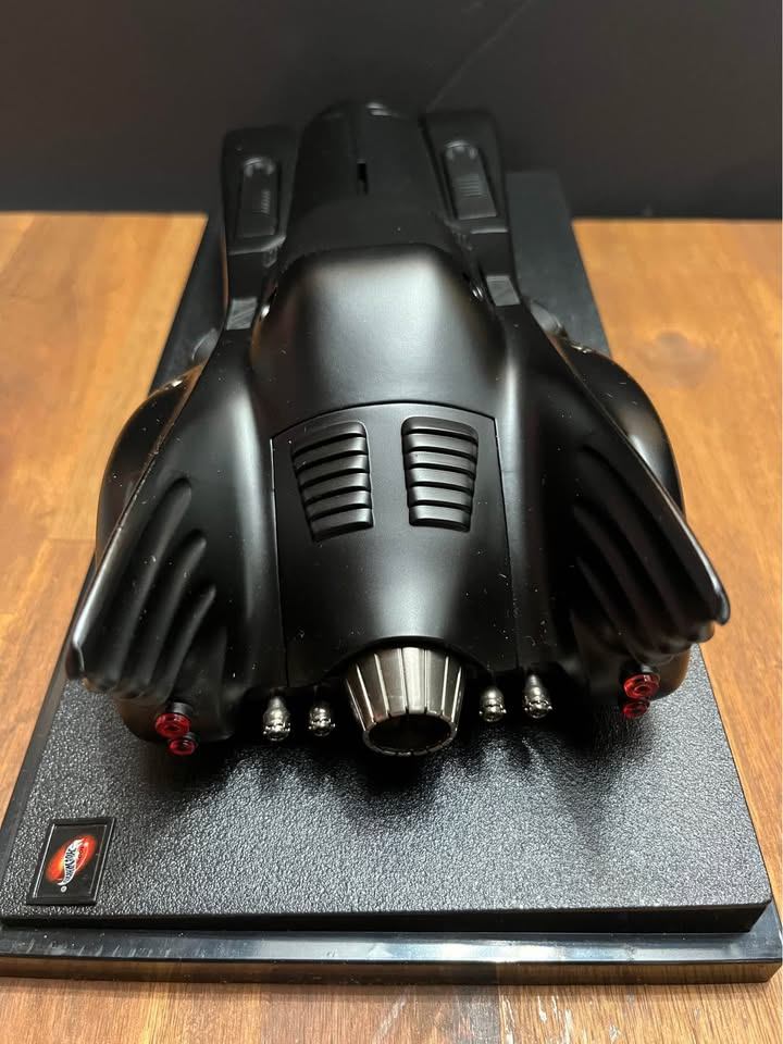 Hot Wheels 1989 Batmobile 1:18 scale Metal - photo 5
