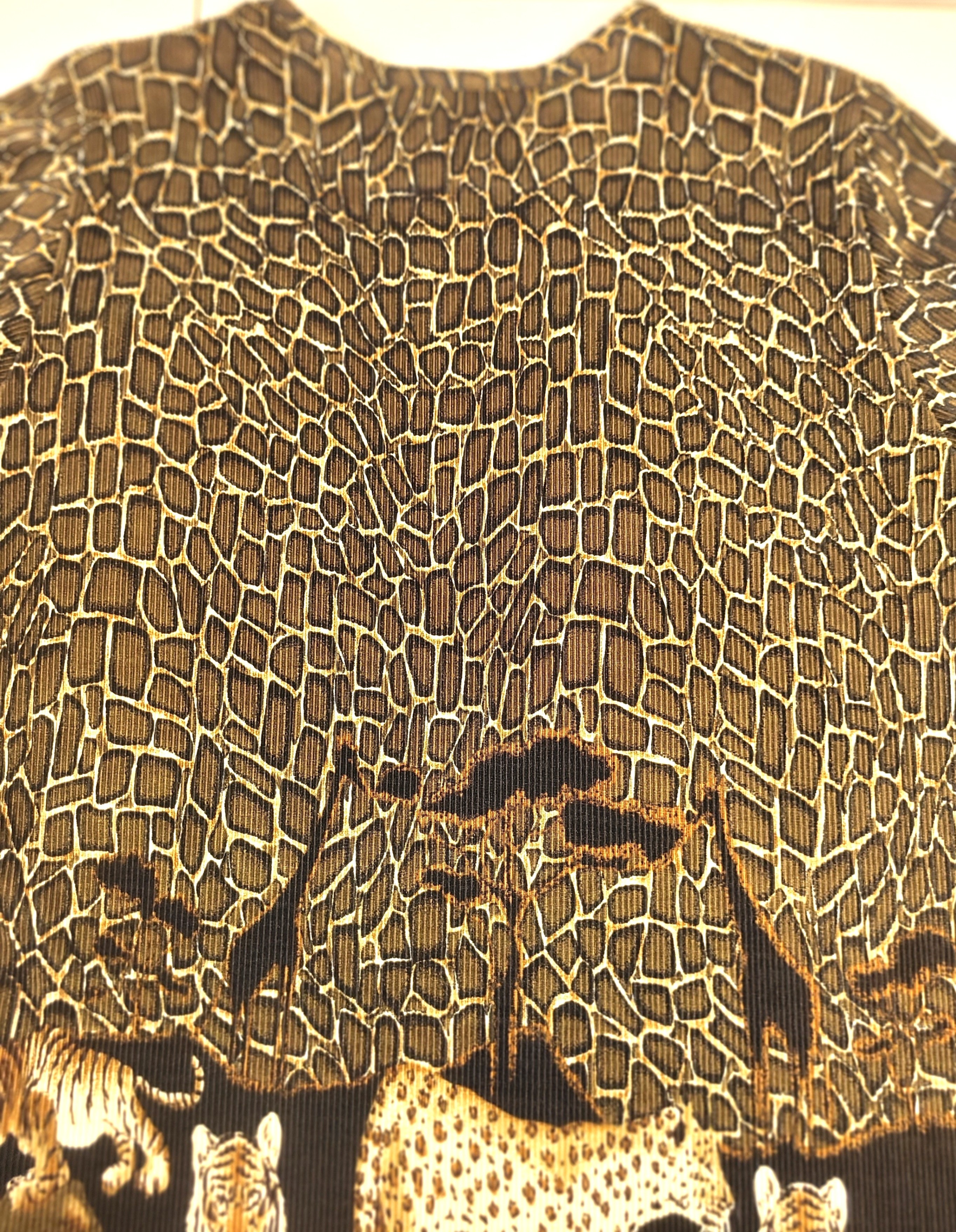 Safari Plissé Top Tiger Leopard Short Sleeve Blouse - photo 3
