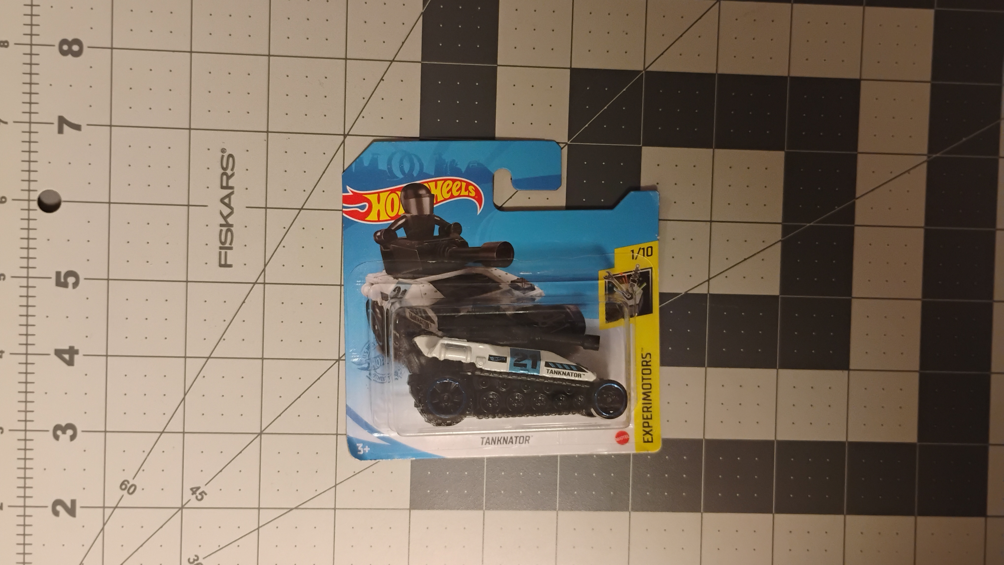 2021 Hot Wheels Experimotors- Tanknator