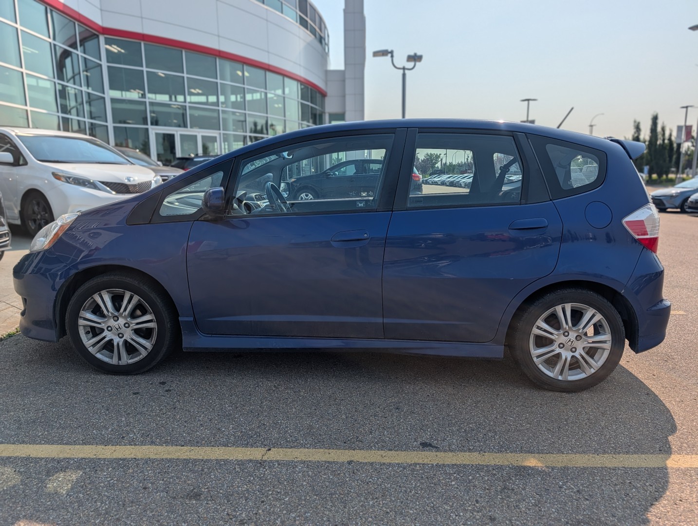 2010 Honda Fit - photo 2