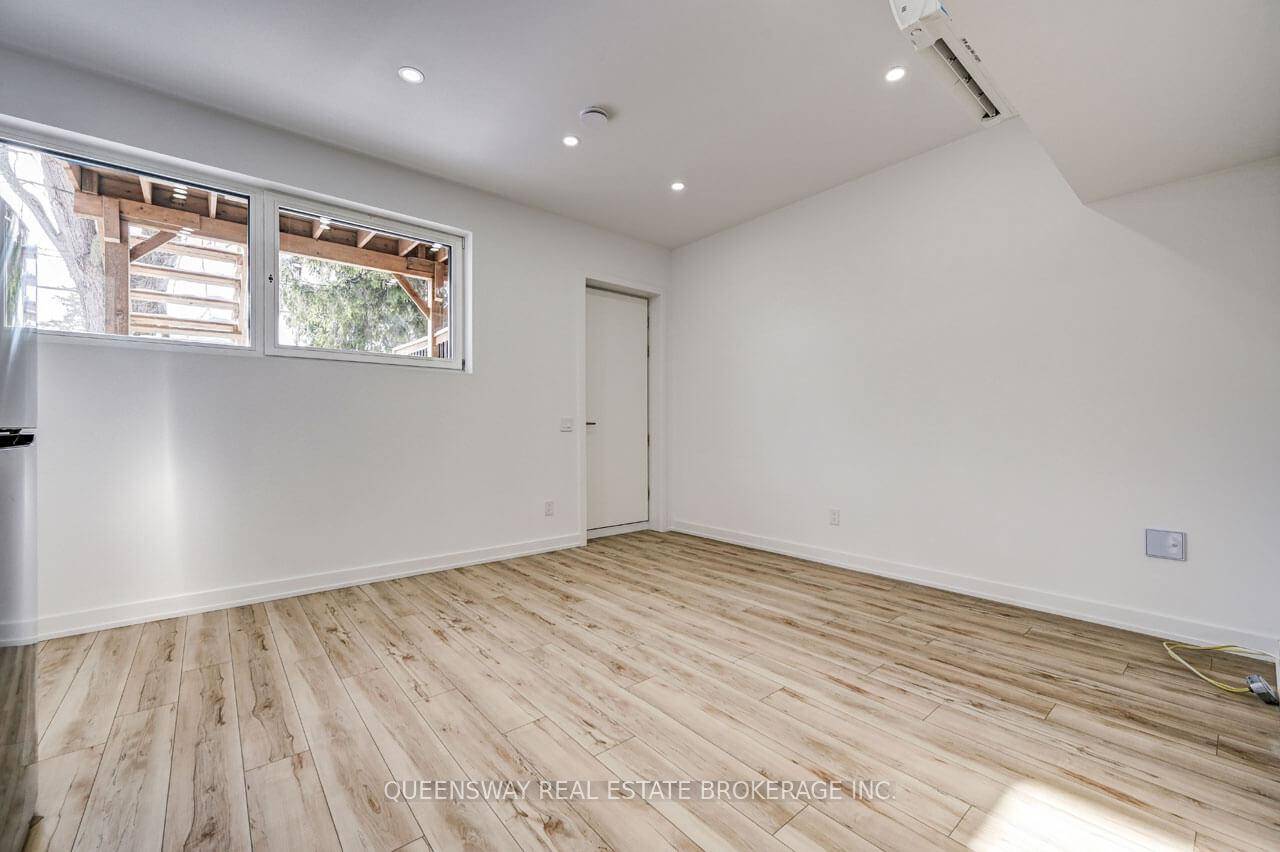 1 Bedroom for Rent - photo 4