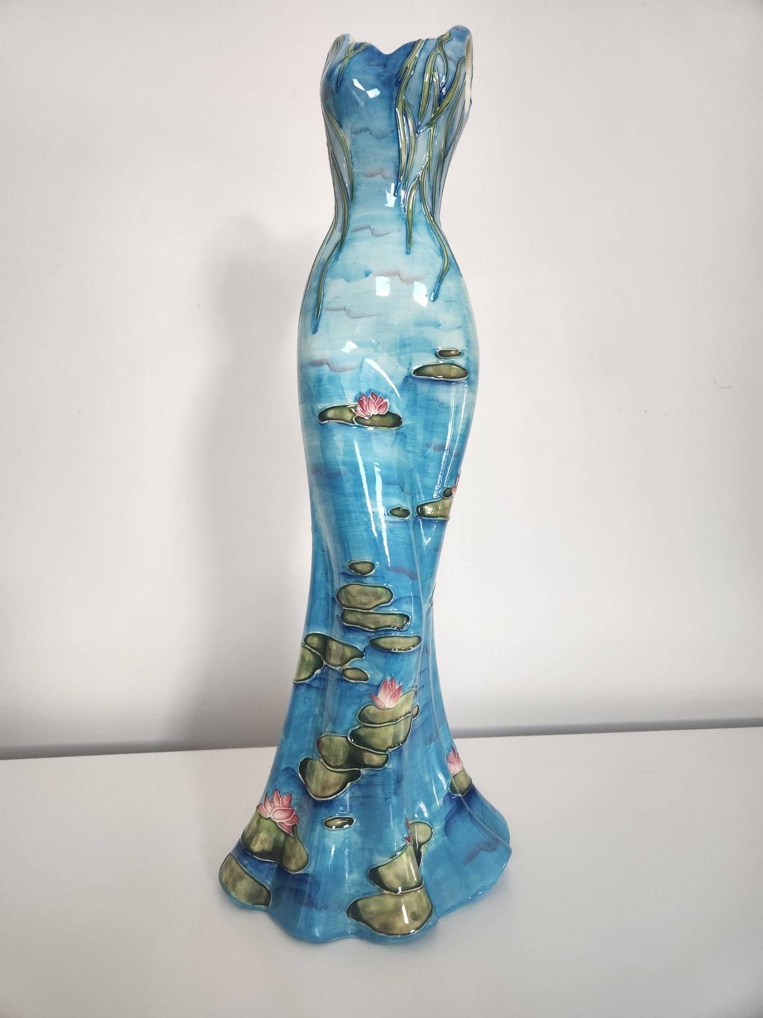 Vintage Benaya Porcelain Dress Vase, Monet "Water Lilies" Theme