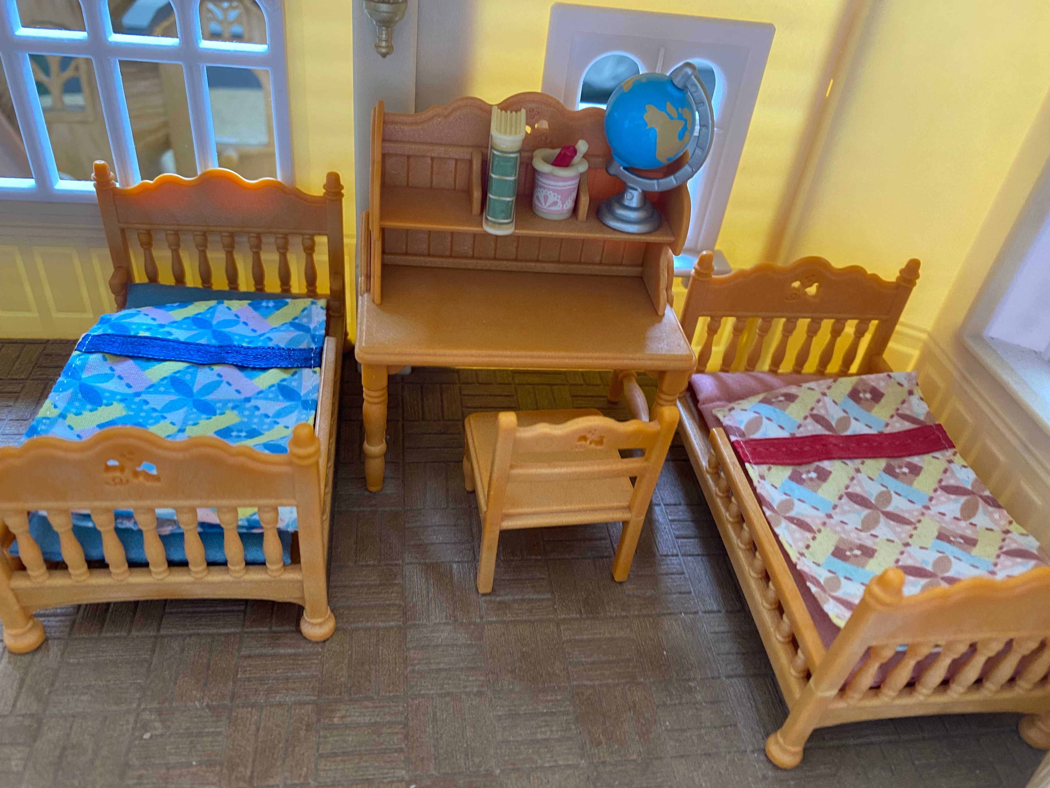 Calico Critters Children's Bedroom set