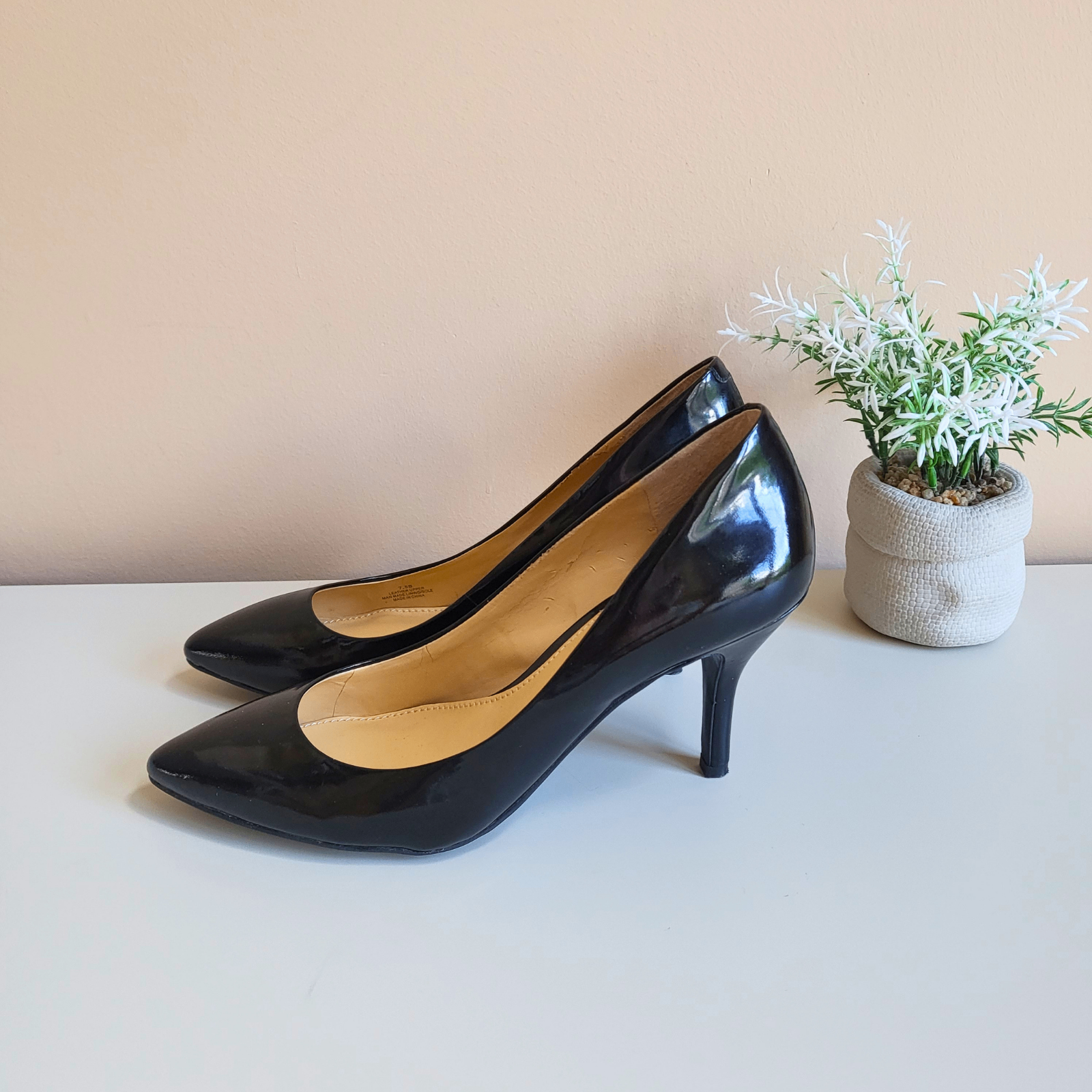 Town Shoes - Size 7.5 Black Heels - Pre-Loved! 👠 - photo 2