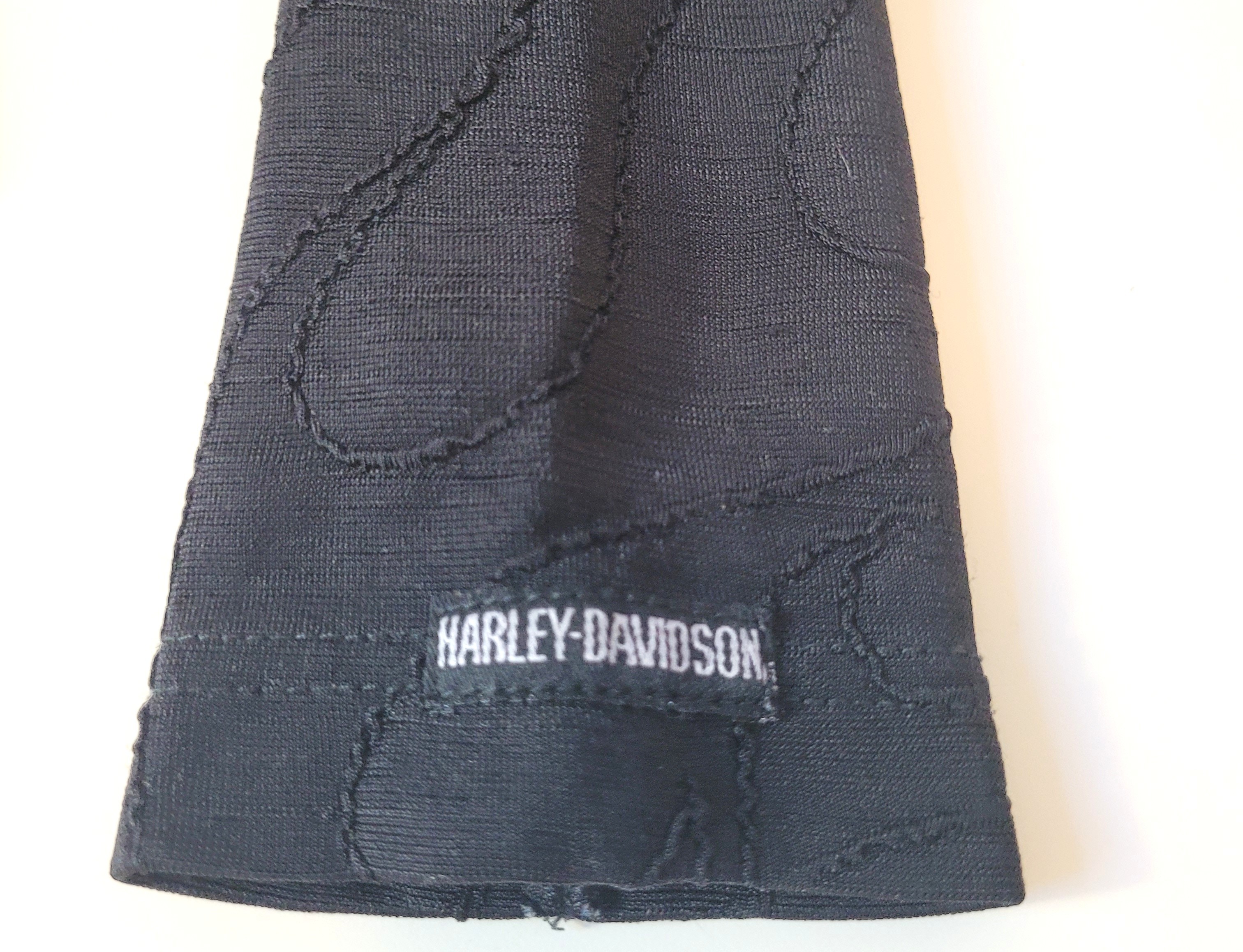 Circa 1990s Harley Davidson Black Flame Textured Knit Split Top - photo 4