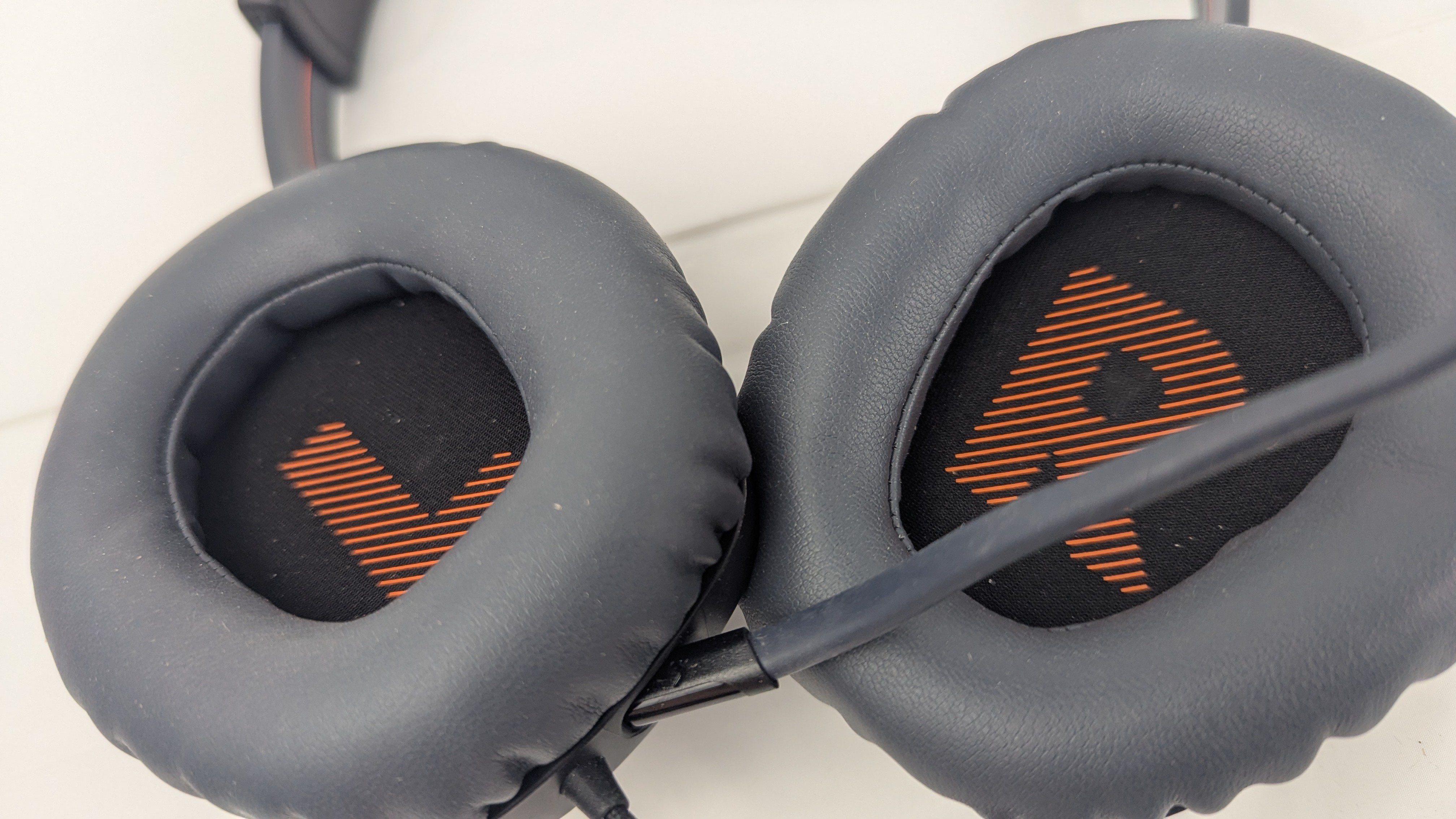 JBL Quantum 100 Wired Over-Ear Gaming Headphones Large Black - photo 5
