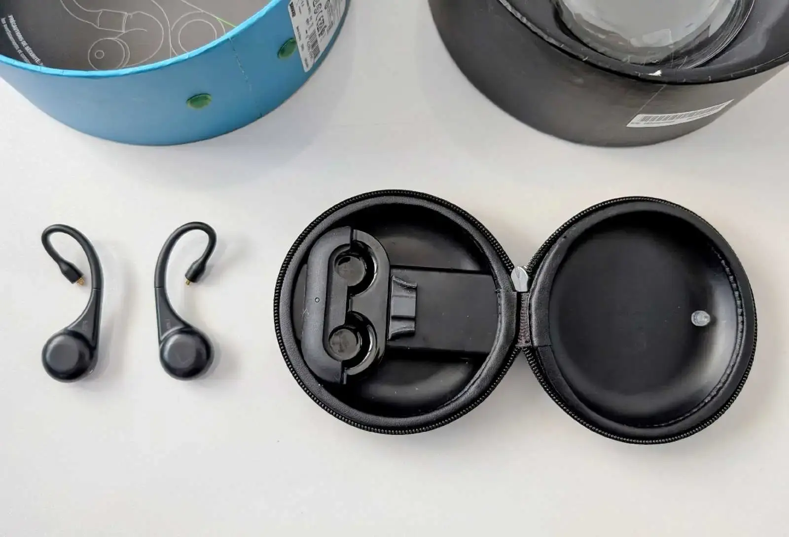 Shure TW2 True Wireless MMCX Bluetooth Adapters - photo 2