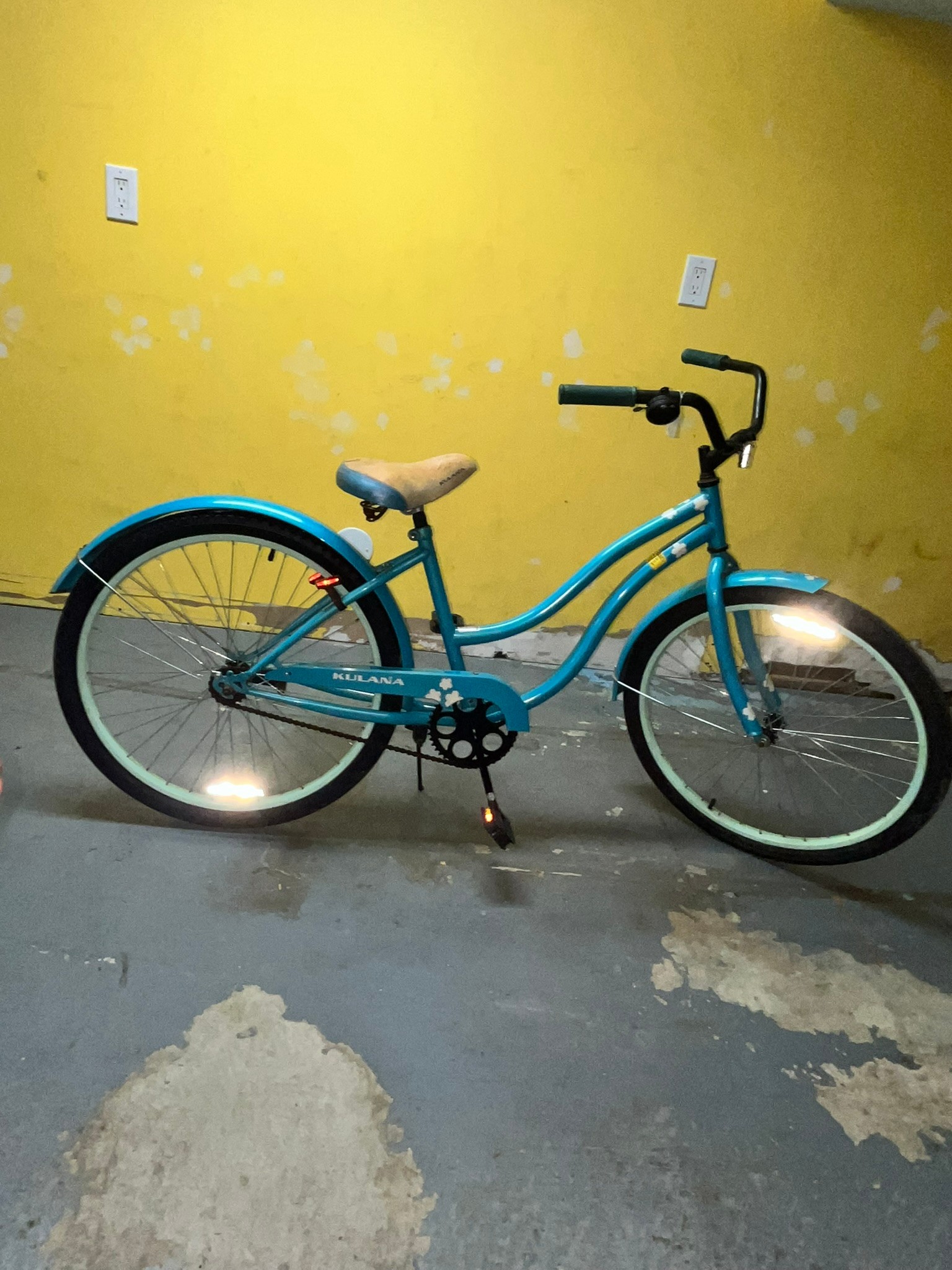 Used Blue Kulana Cruiser Bicycle - photo 3