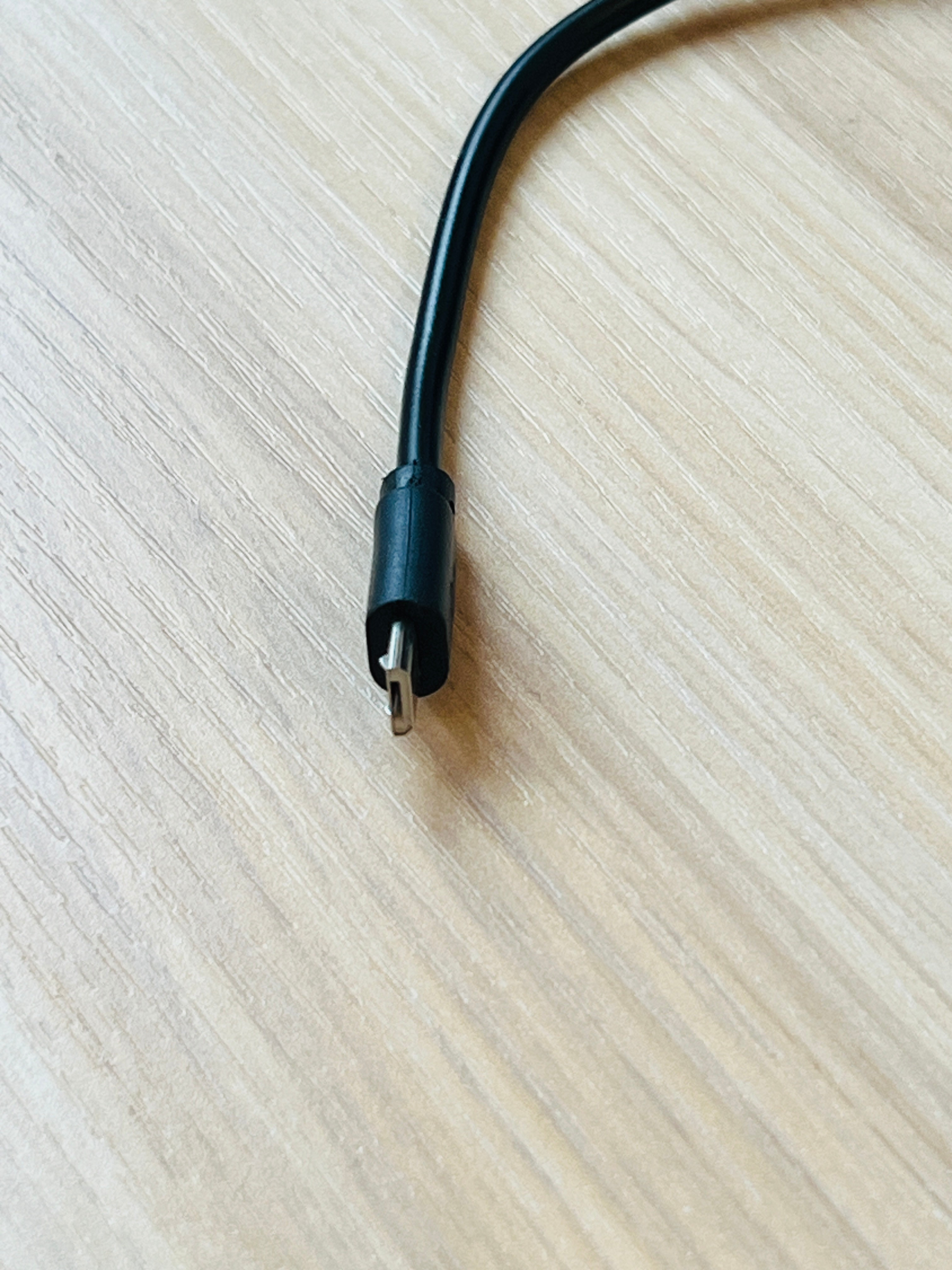 USB 2.0 to micro-b cable for charging and data transfer - photo 5