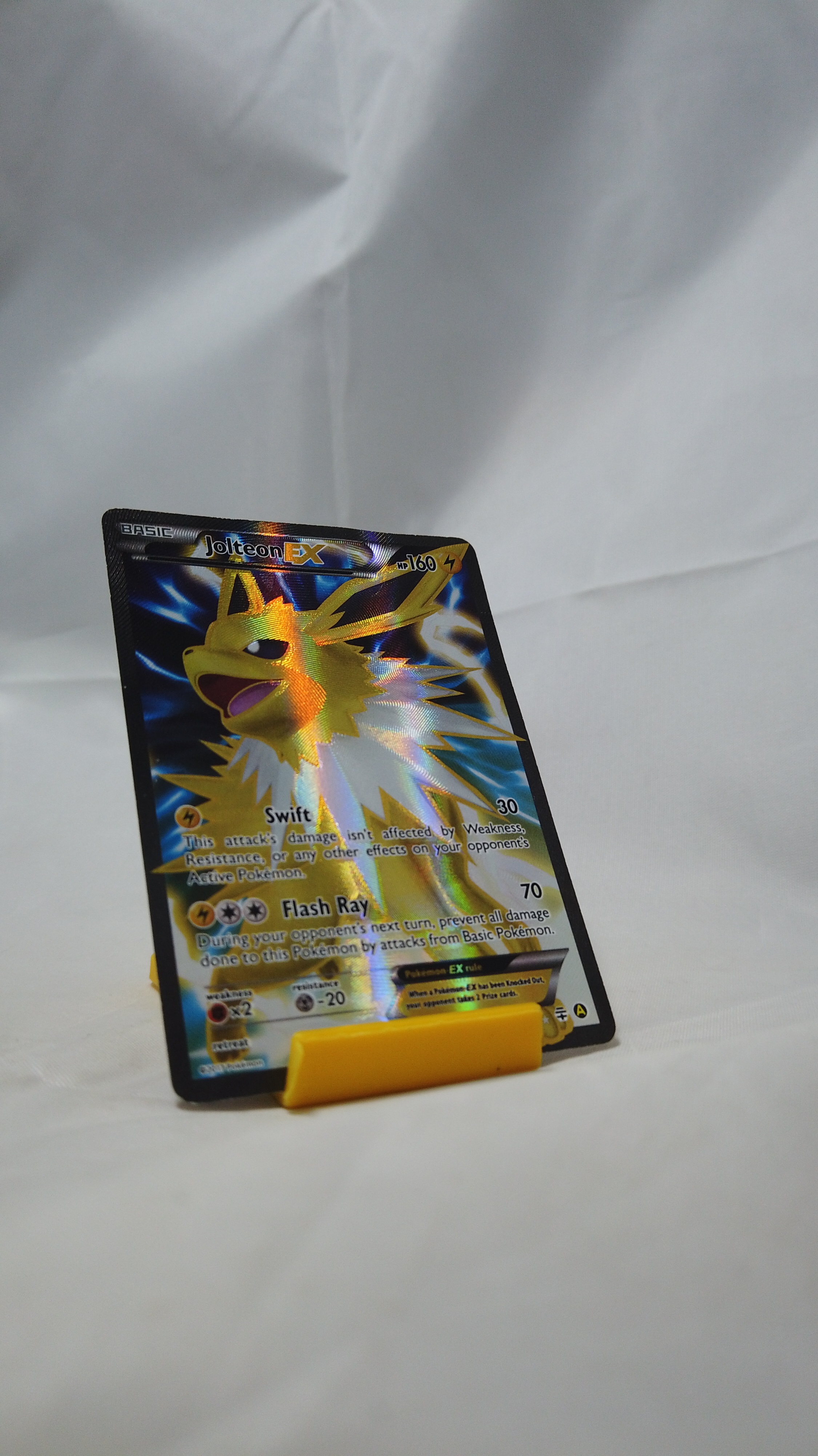 Pokemon Jolteon EX 28a/83 Generations Card Ultra Rare Holo HP