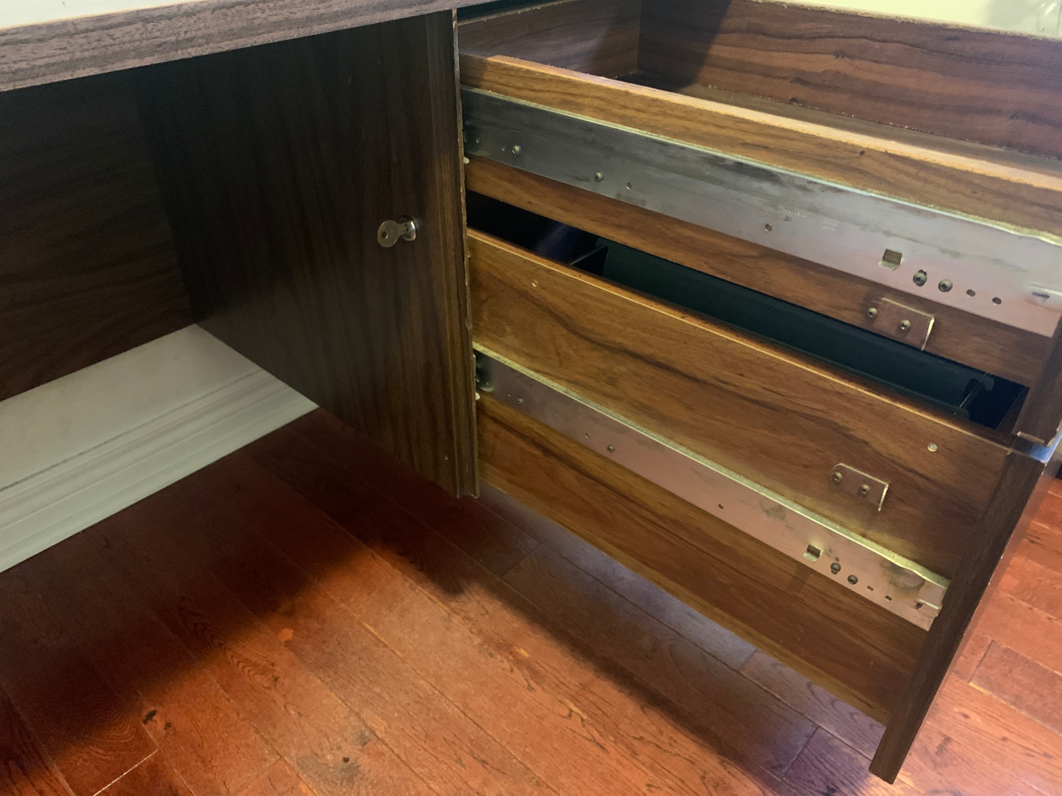 Like new Wooden Study Desk - photo 4