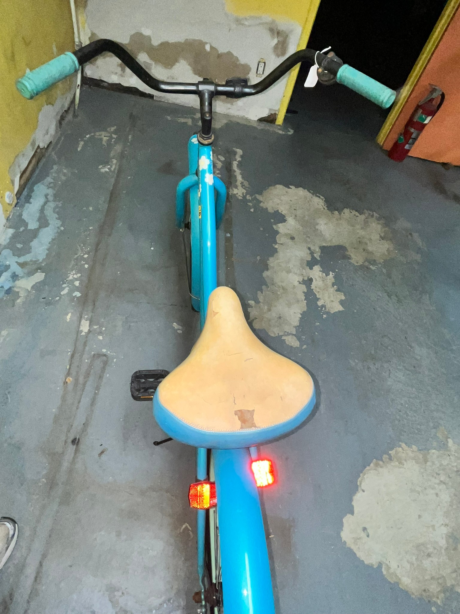 Used Blue Kulana Cruiser Bicycle - photo 5