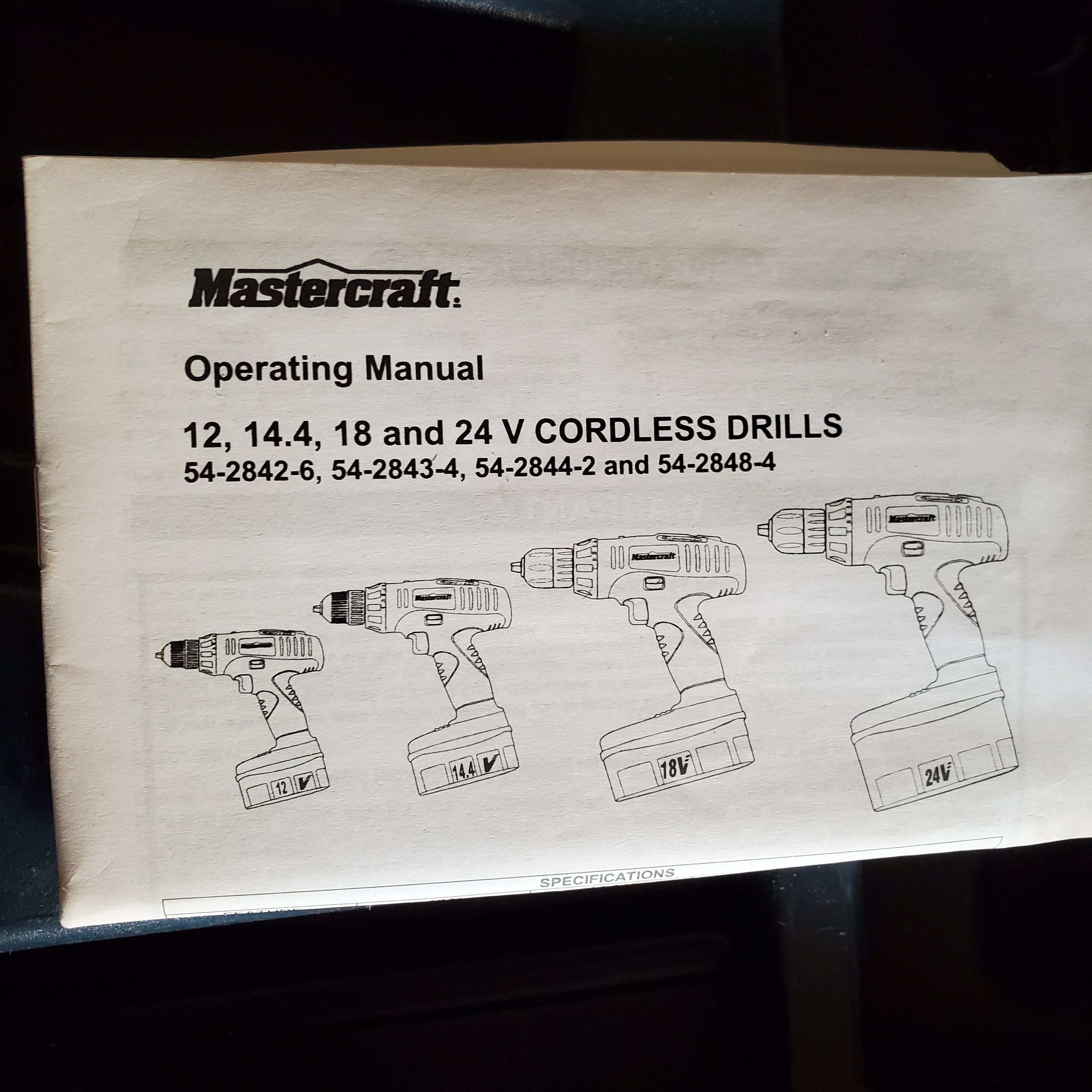 Mastercraft 14.4V Cordless drill w/ screwdriver bit/sockets set - photo 4