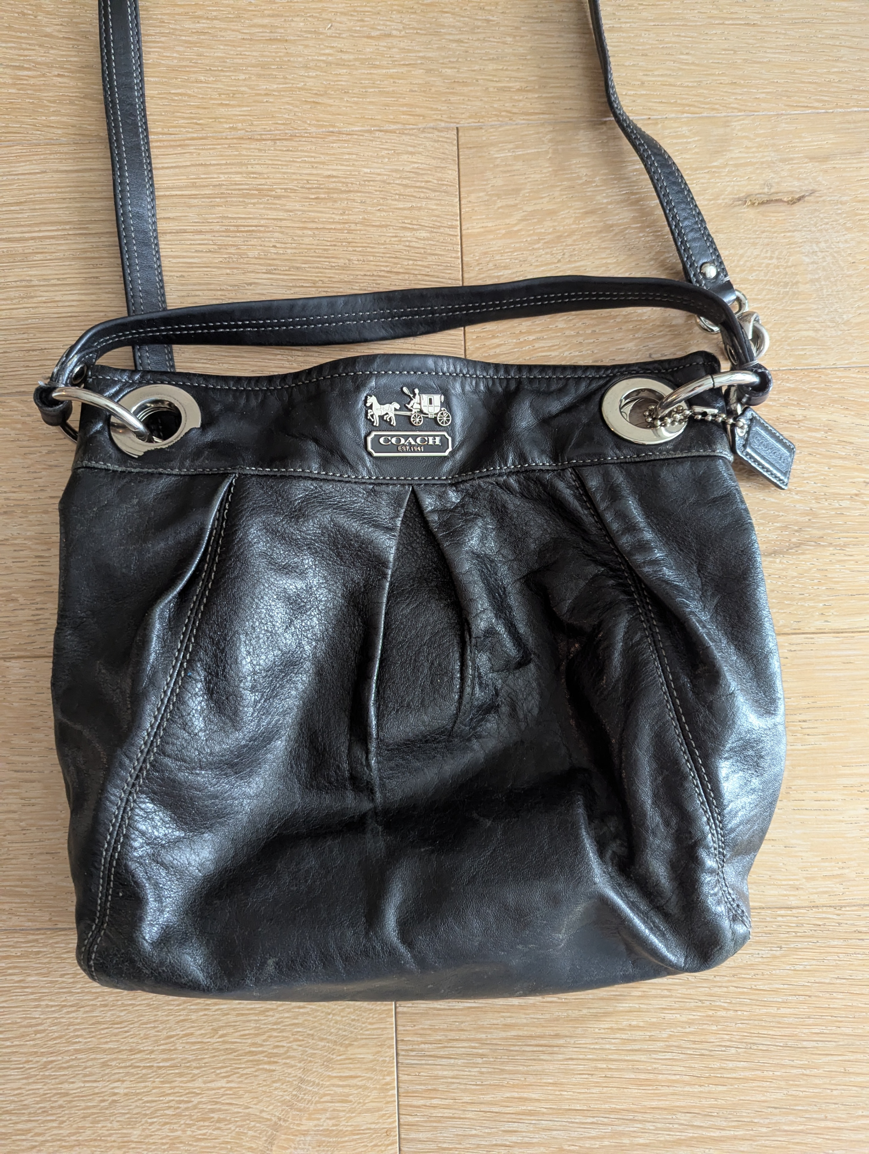 Black leather coach bag - photo 2