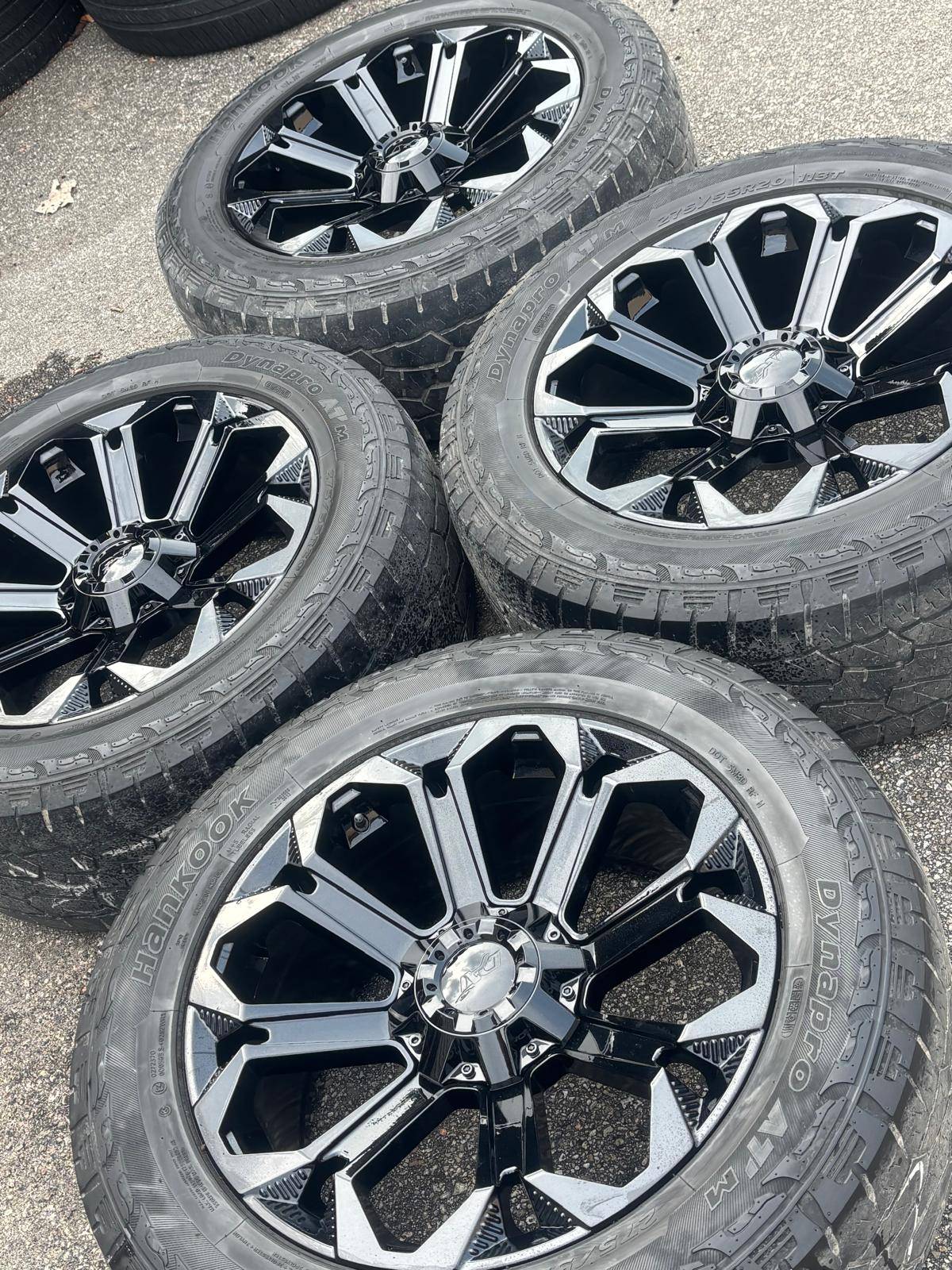 NEW 20”Abyss(6x135)+used 275/55/R20 Hankook A/T-F150/Expedition