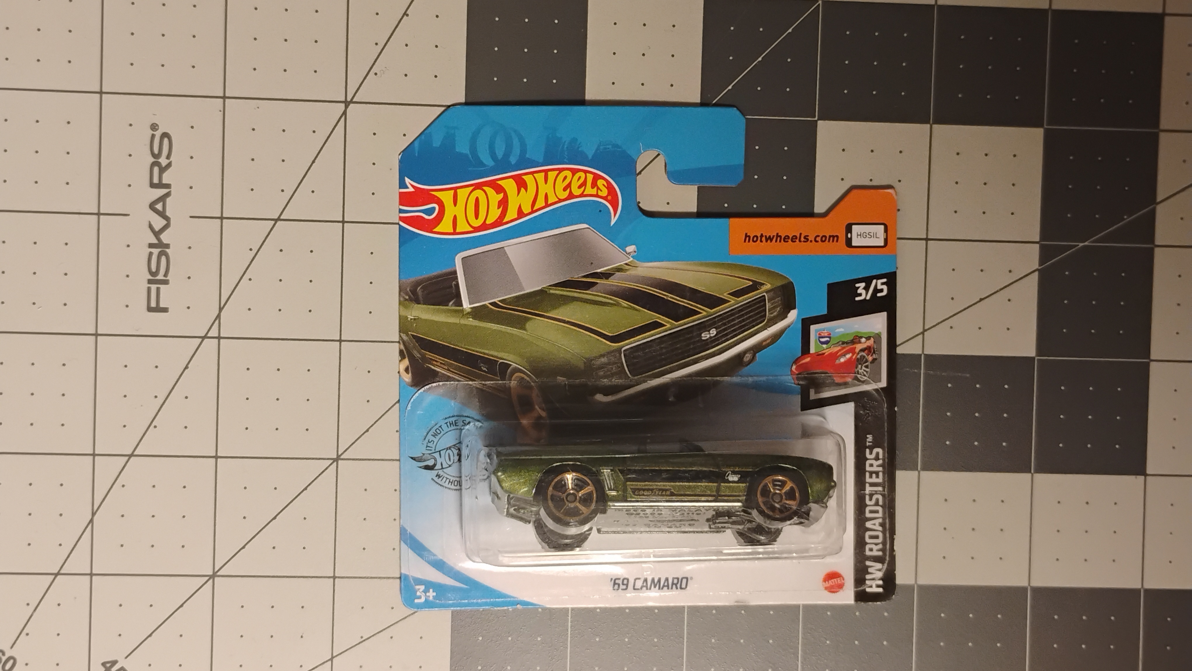 2020 Hot Wheels HW Roadsters- ’69 Camaro