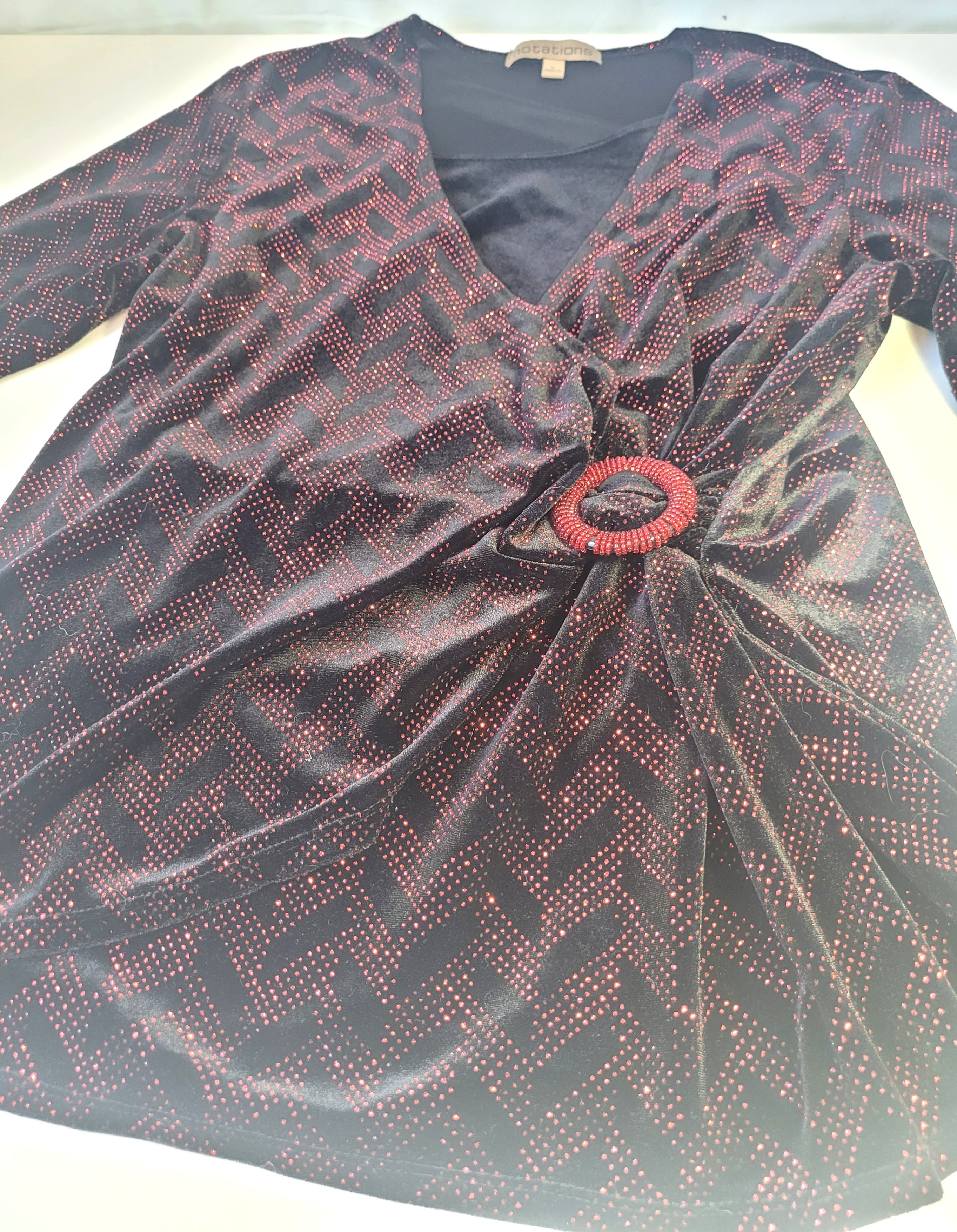 Notations Vintage Black Red Glitter Chevron Faux Wrap Top Size L - photo 4