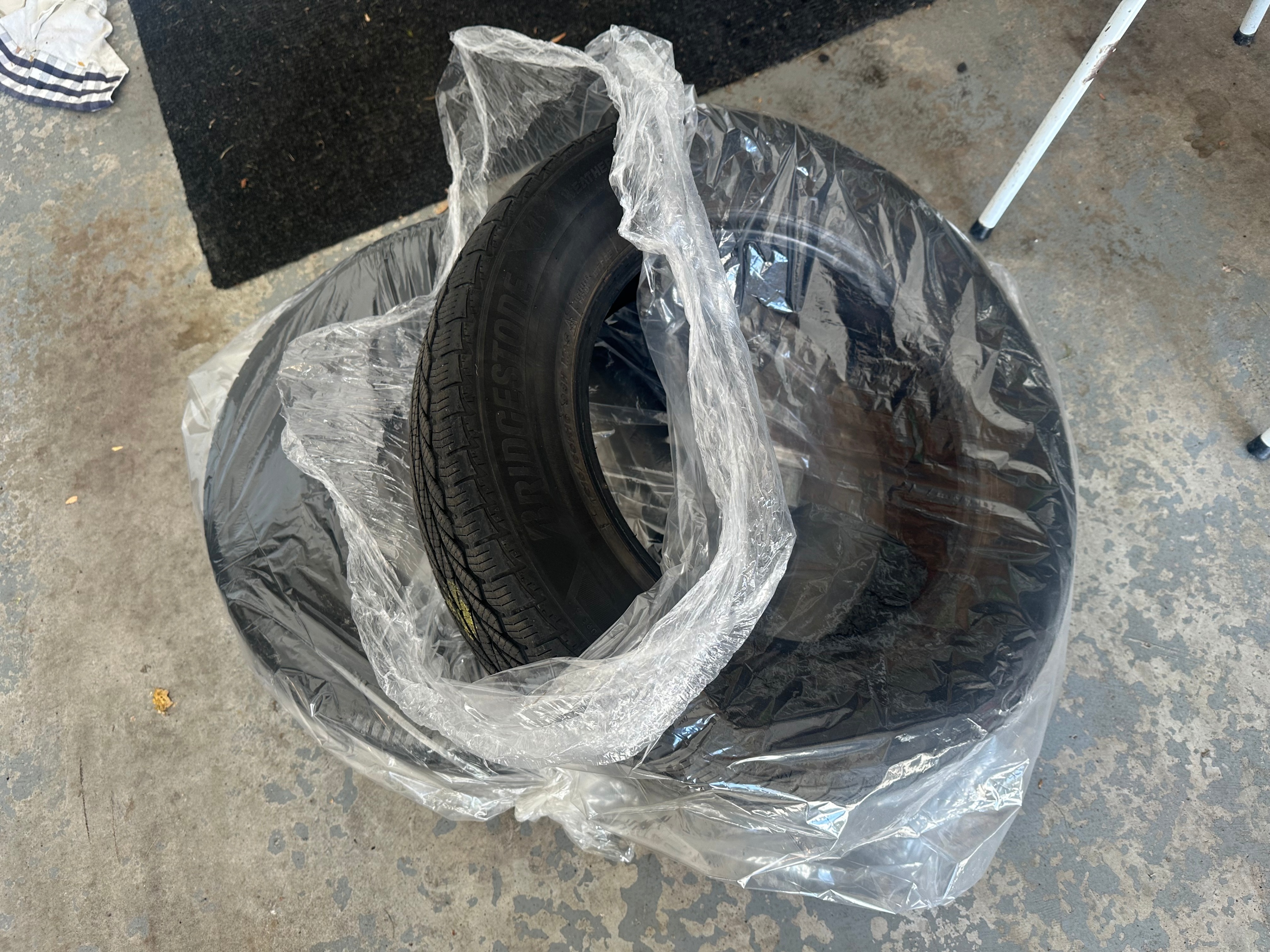 2 All Weather Bridgestone Tires – 215/65R16 98H M+S - photo 3