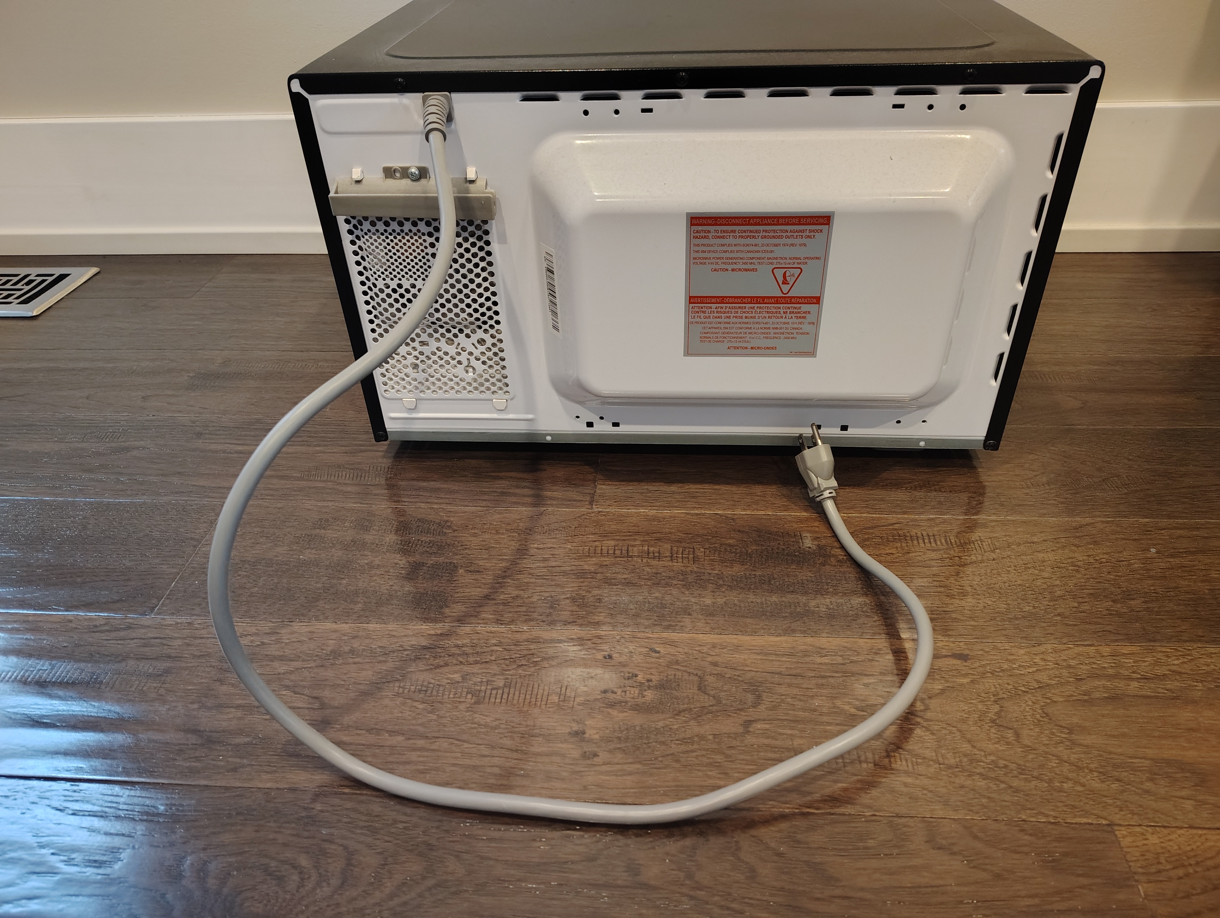 PARTS ONLY - Panasonic 1.3 cu ft 1100W Microwave NN-SG616B - photo 3