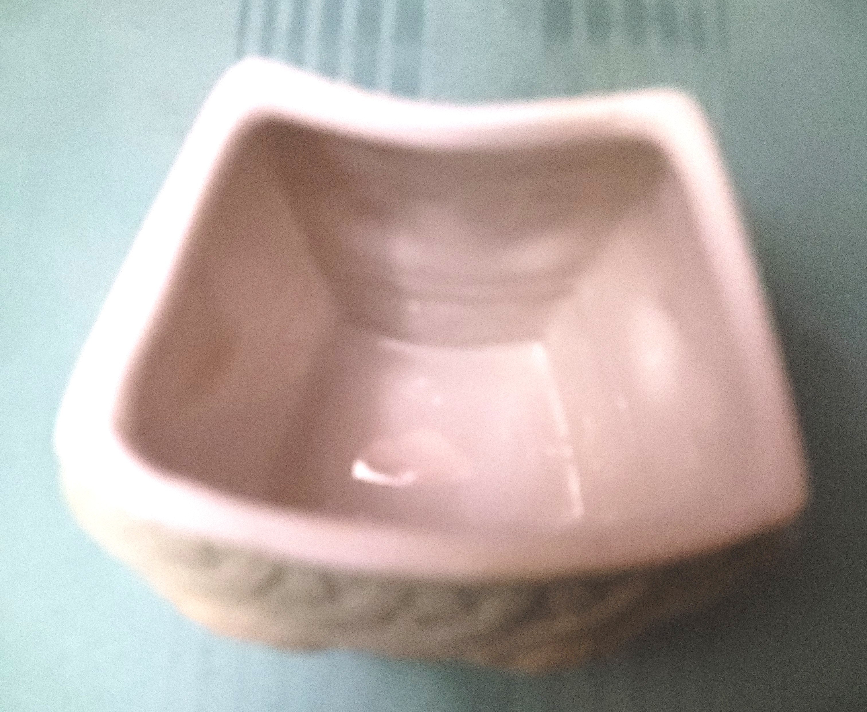 Ceramic Pear Basketweave Lidded Trinket Box, Circa 1975 - photo 3