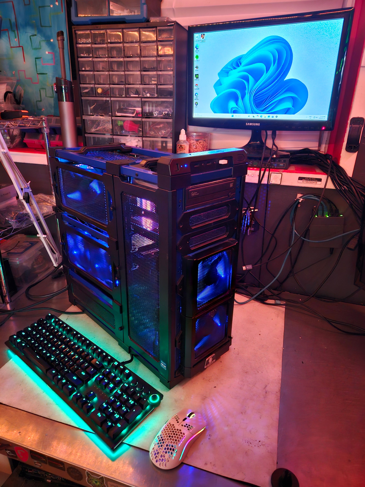 Custom Gaming PC — Ryzen 5 / GTX 970 / 32GB RAM / Win 11