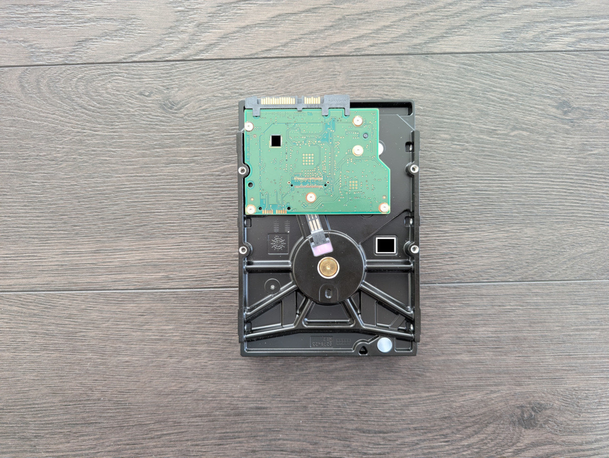 Seagate Barracuda Green 2TB HDD SATA hard disk - photo 2