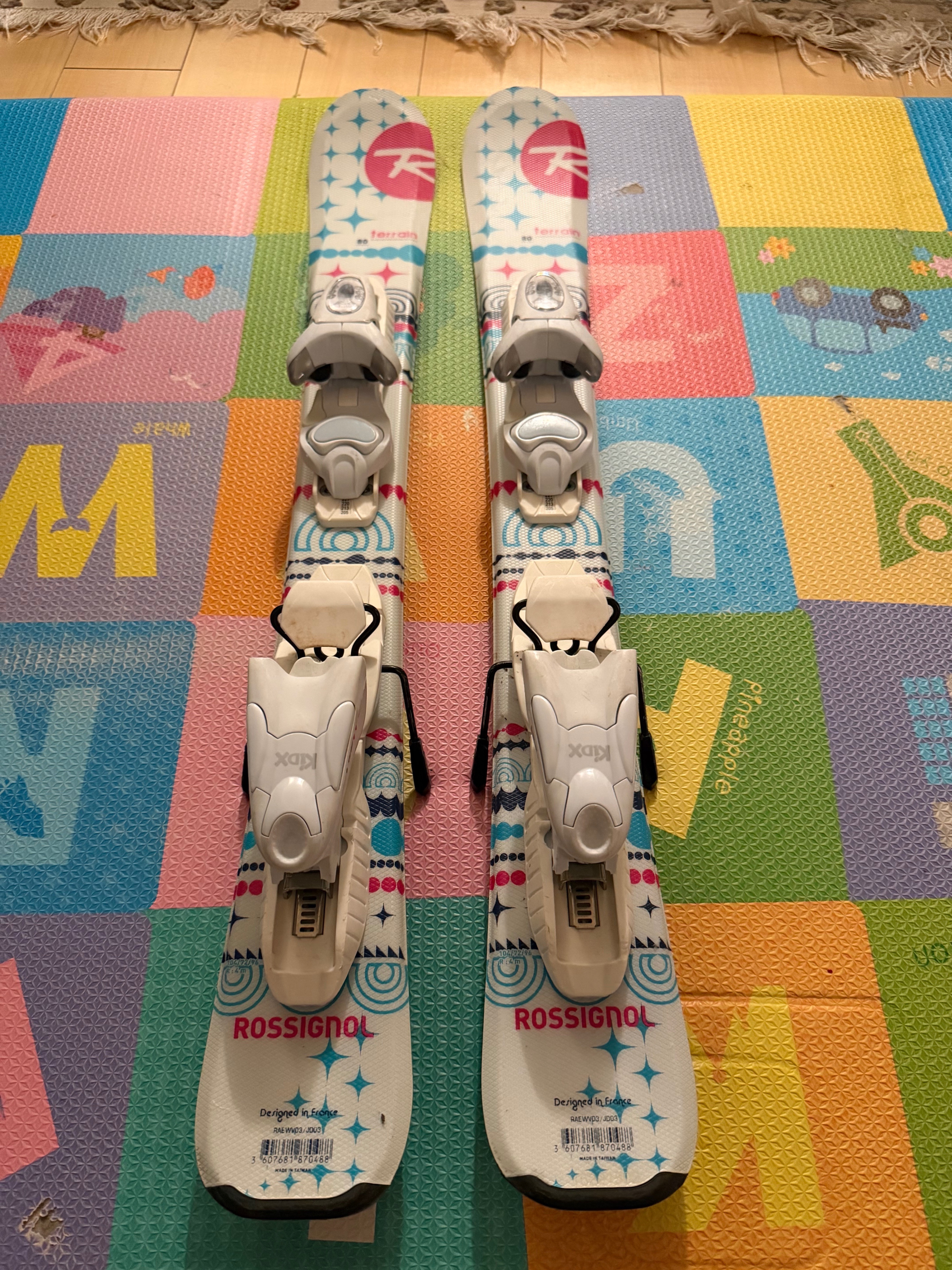 Rossignol 80cm Junior Skis + Adjustable Look Bindings