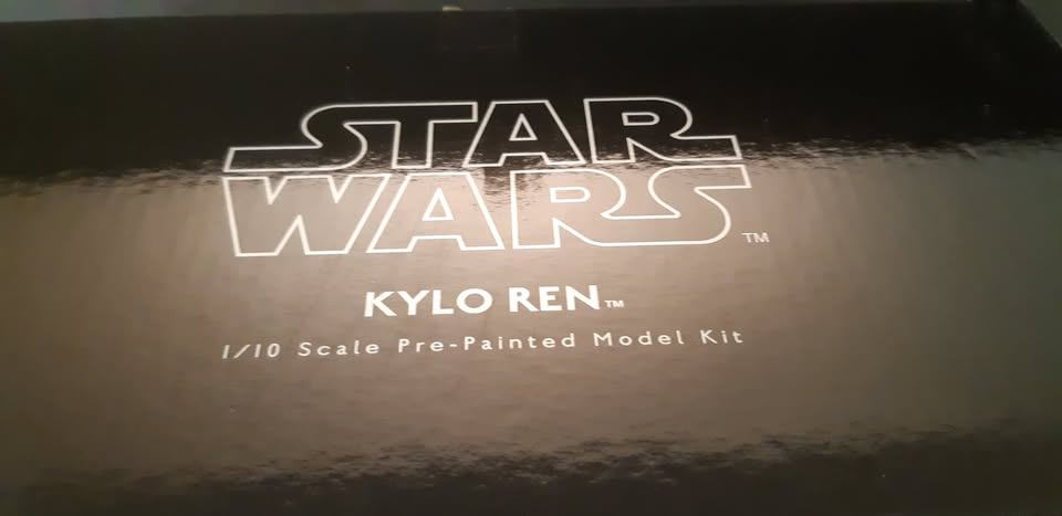 KOTOBUKIYA ARTFX + STAR WARS KYLO REN 1/10 Scale