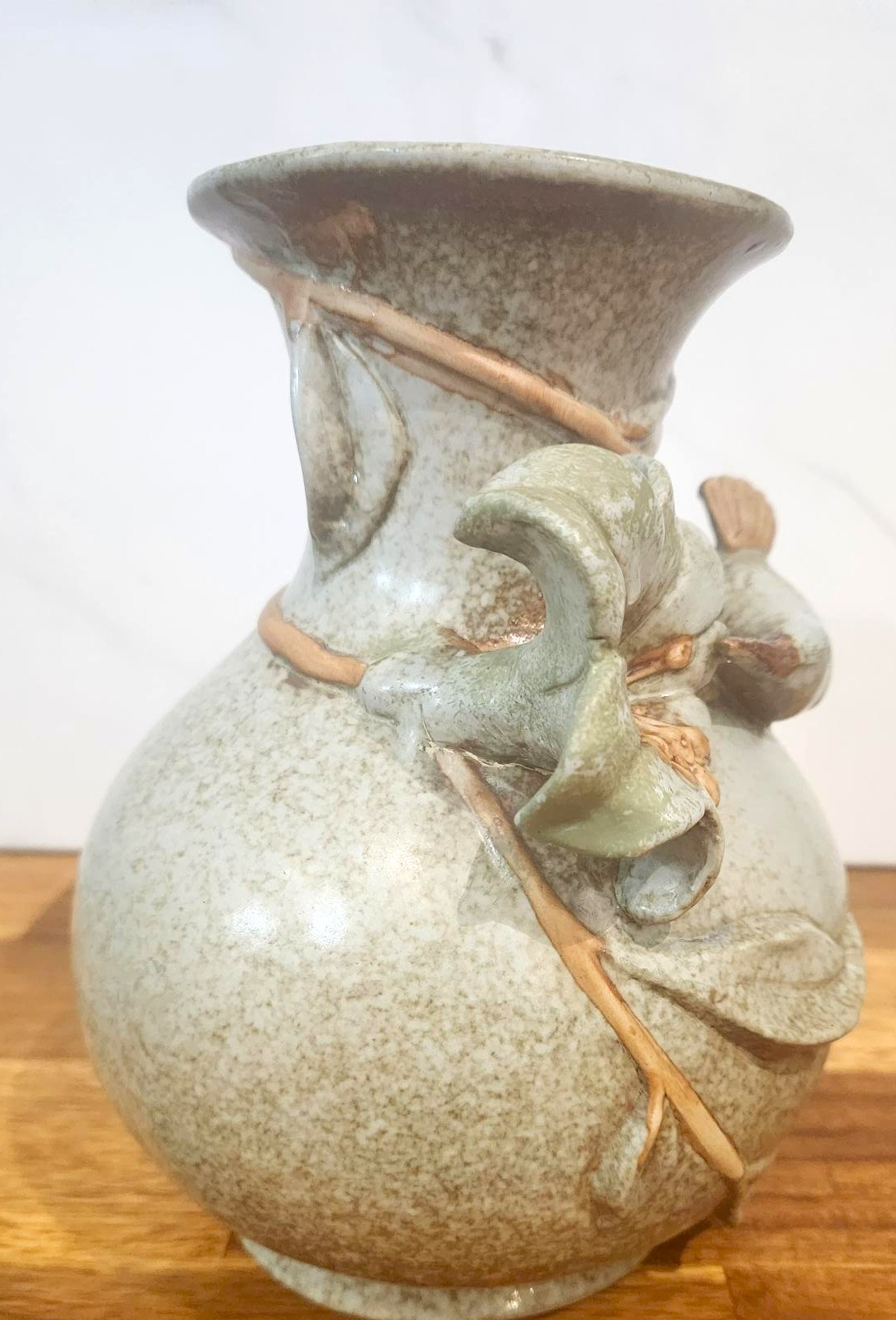 Art Signed w/ Fingerprints. Hummingbird Floral 3D Vase Handmade - photo 3
