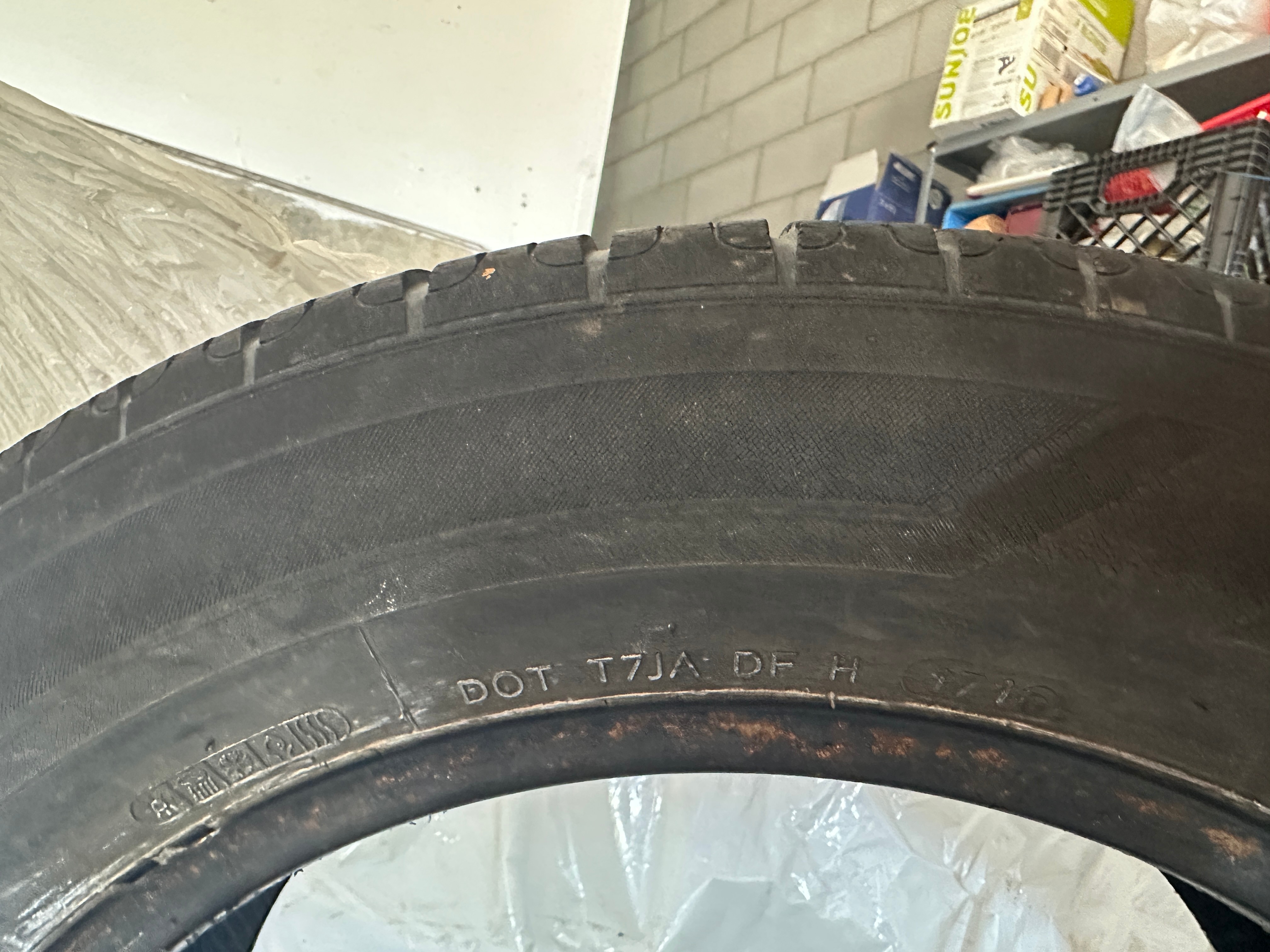 2 Hankook Optimo H725 All-Season Tires – P225/60R17 98T - photo 5