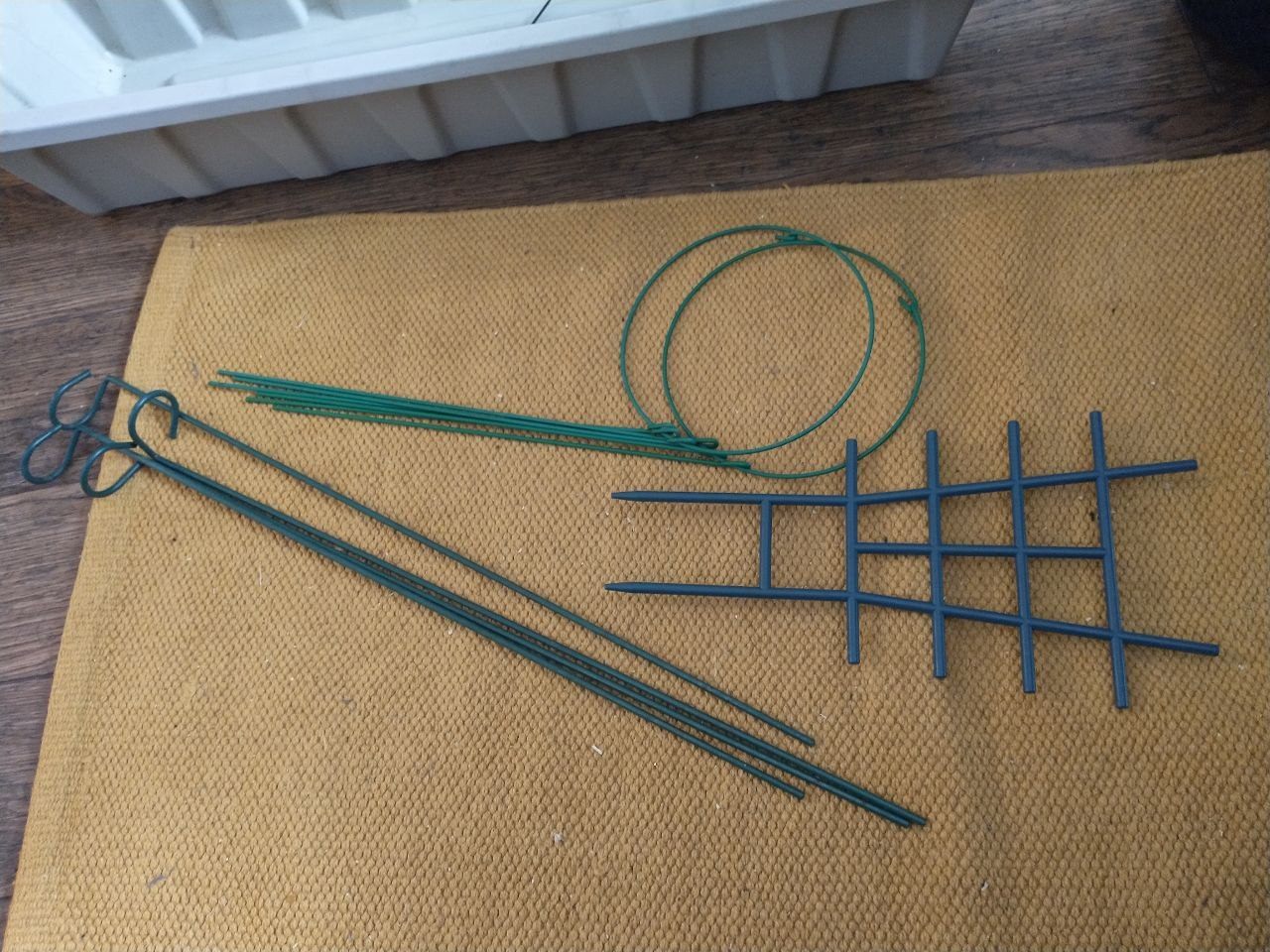 Garden/Planting Bundle - $5 Total - photo 5