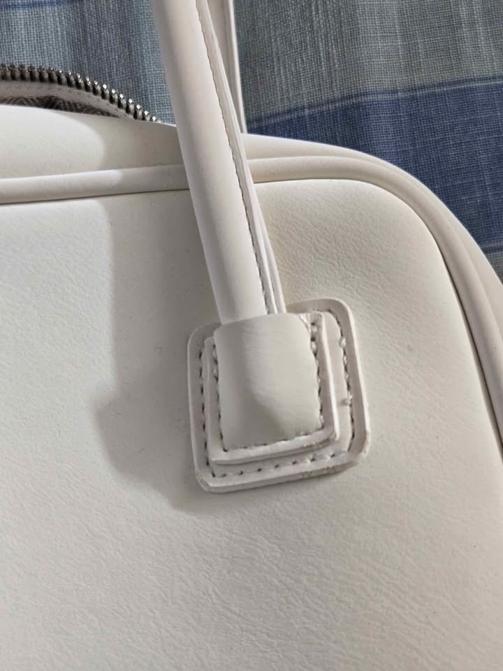 HOUSE OF LITTLE BUNNY (HOLB) 'LUCY' BAG IN WHITE PU - photo 5