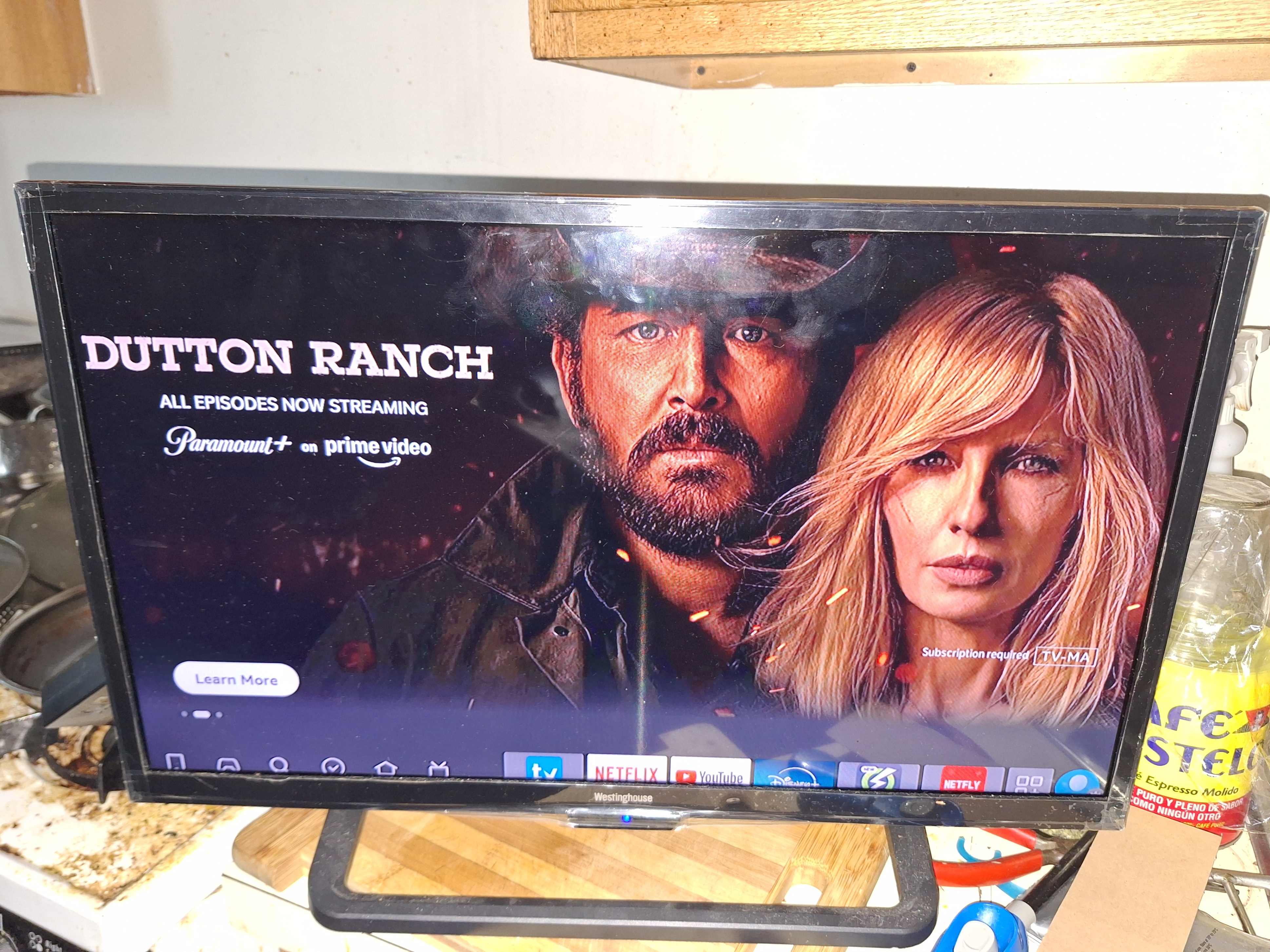 Westinghouse 24" LED TV - Model WD24HAE1001 - photo 2