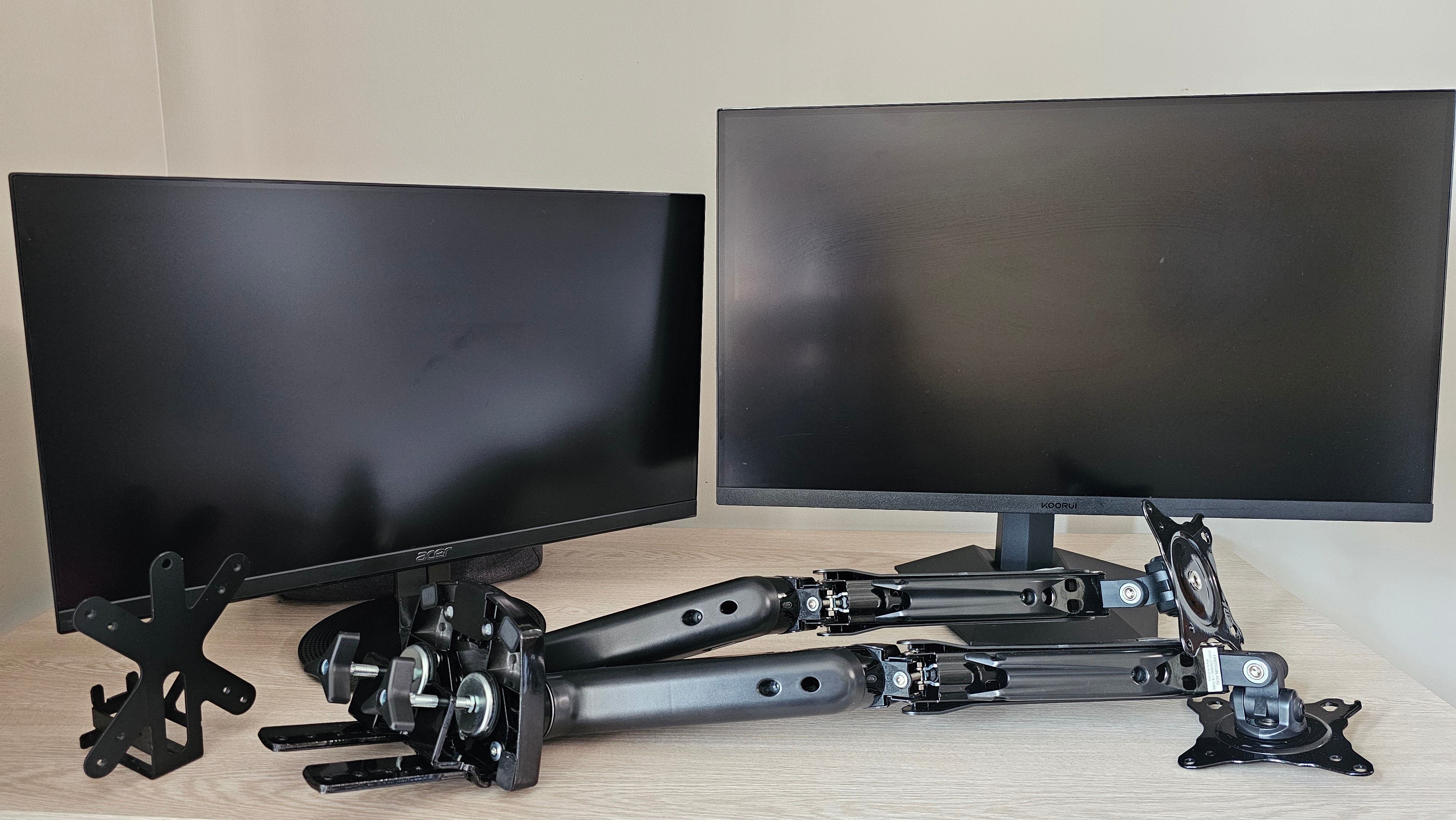Dual Monitor Setup - Acer & Koorui Display