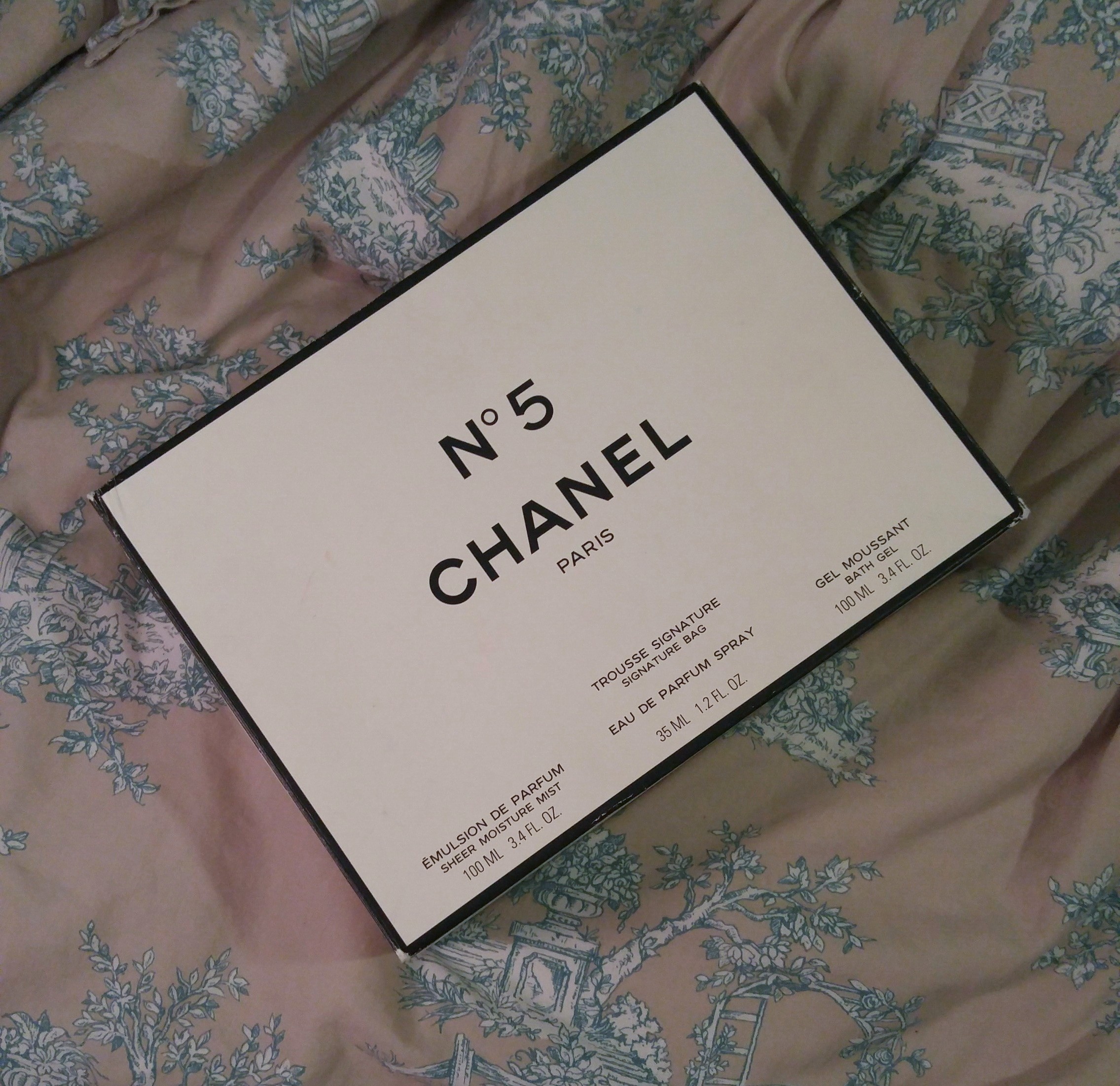 Chanel N°5 Eau de Parfum and Body Care Set - photo 3