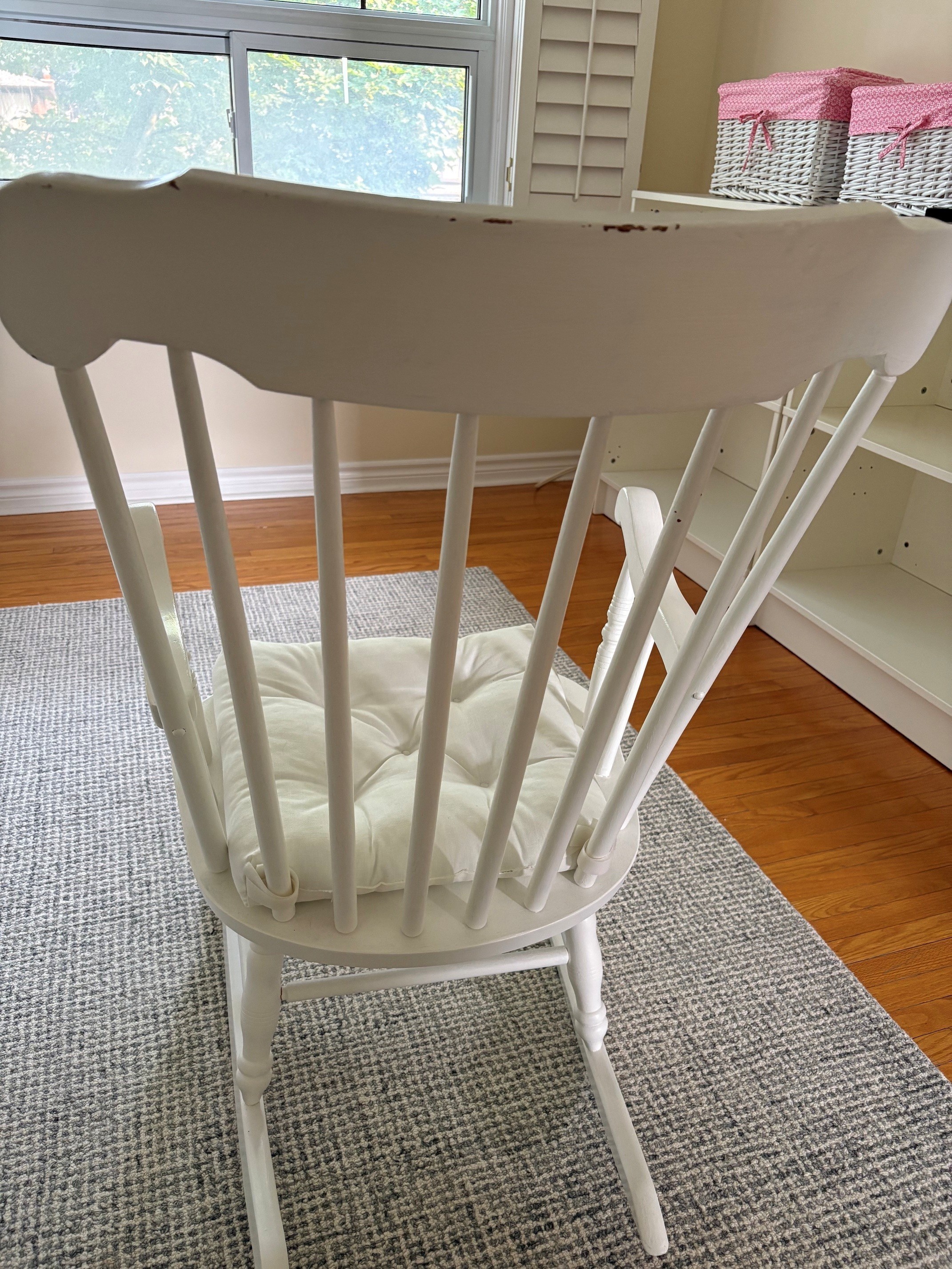 White Rocking Chair with Cushion - photo 2