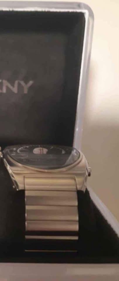 Retro DKNY Watch - photo 4