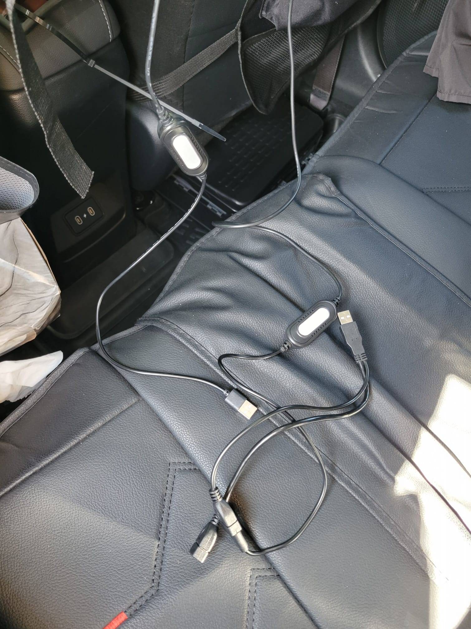 Dual USB Car Headrest Fans (2 Fans) – Like New - photo 2