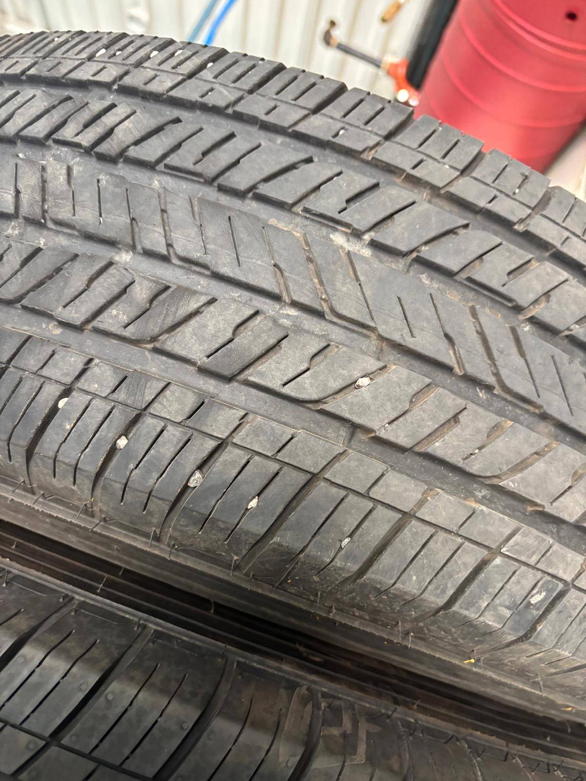4 Used 255/70/R18 Bridgestone A/S-Wrangler/RAM/Tundra/Navigator/ - photo 2
