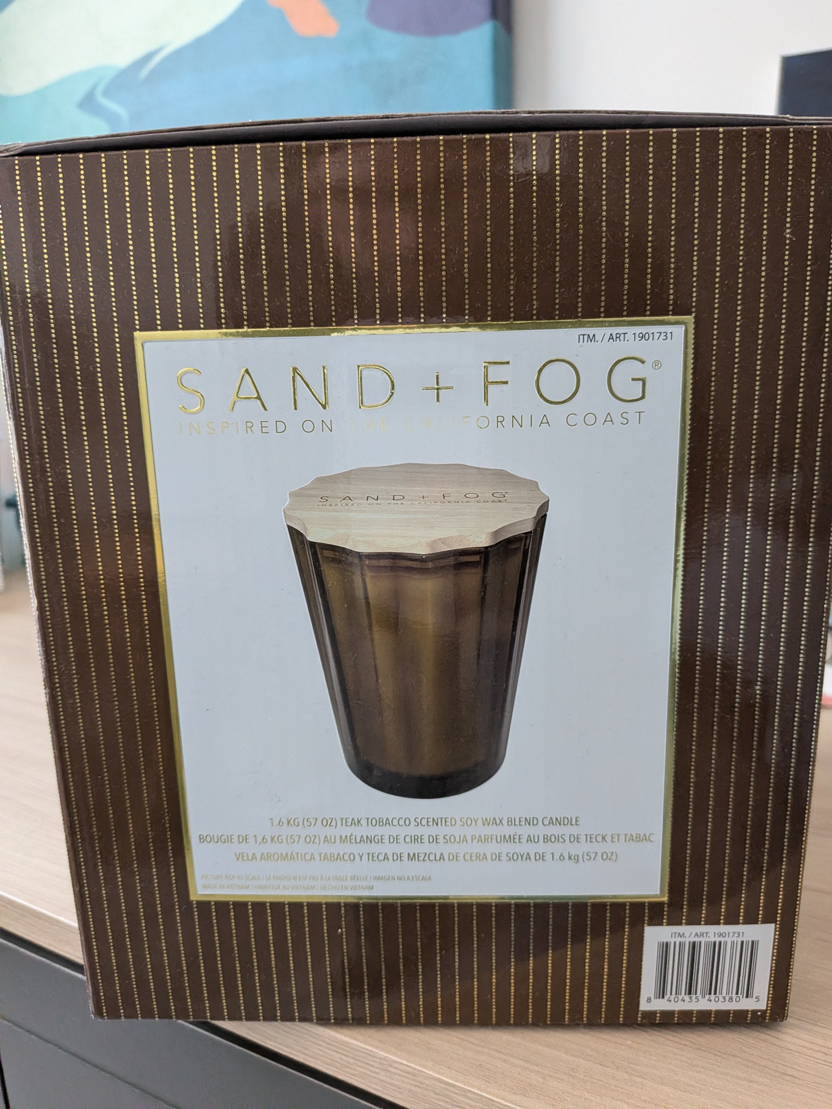 New Sealed Sand + Fog Teak Tobacco 57 oz Luxury Candle - photo 2