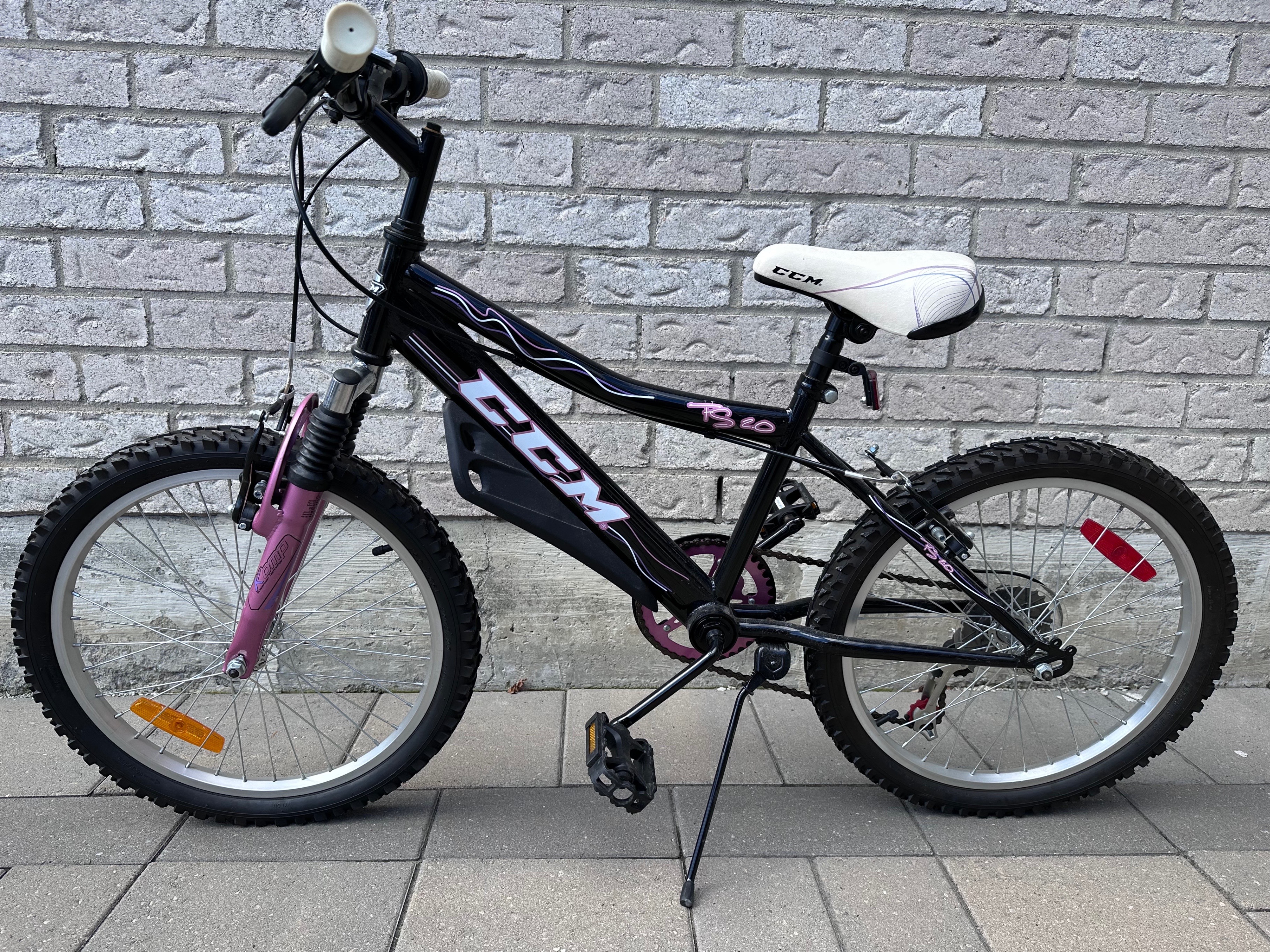 Girls' Monster High 20" Bike – 6-Speed with Front Suspension