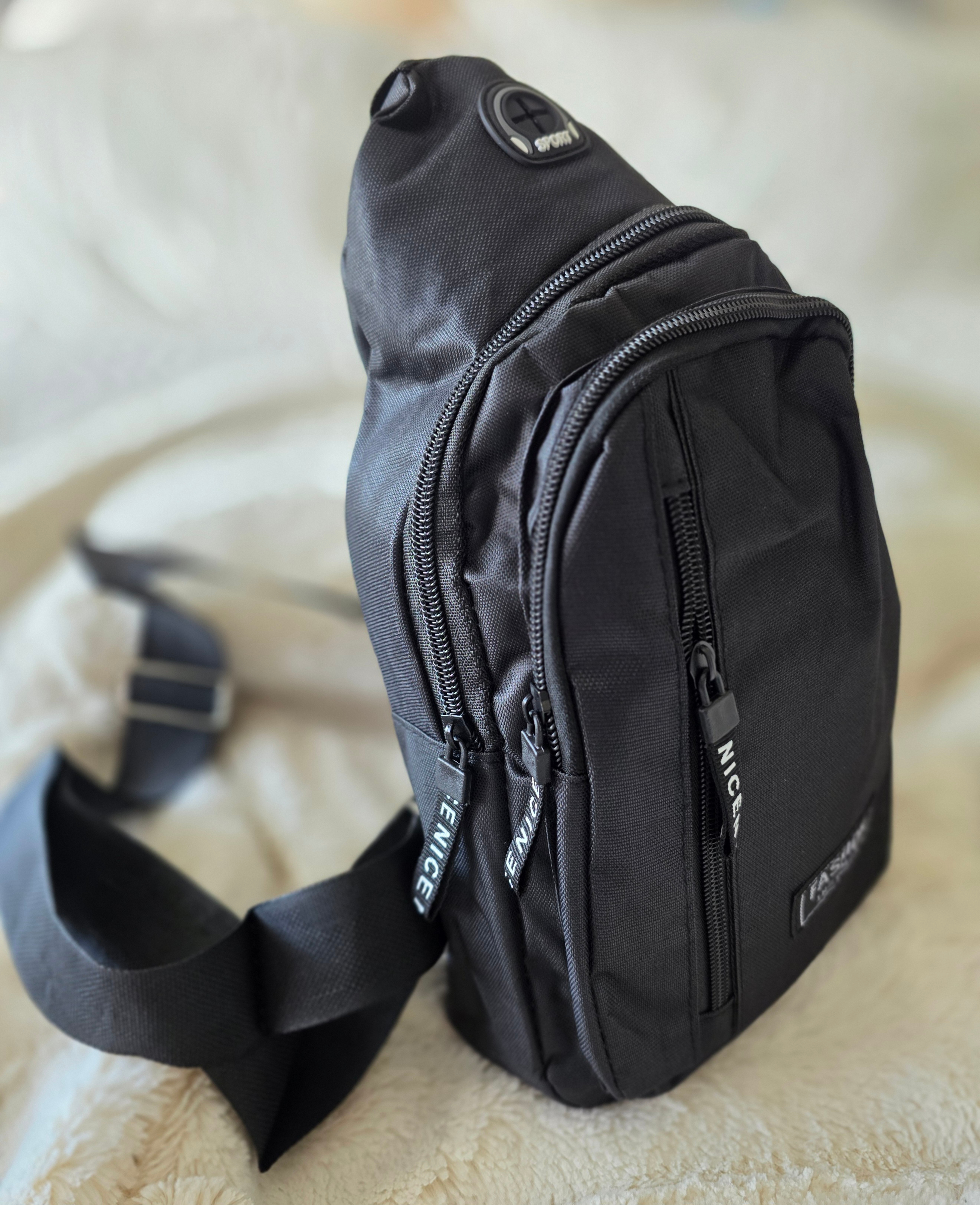 "FASHION INSTINCT" BLACK-Unisex-Crossbody Bag/Sling Bag-NEW