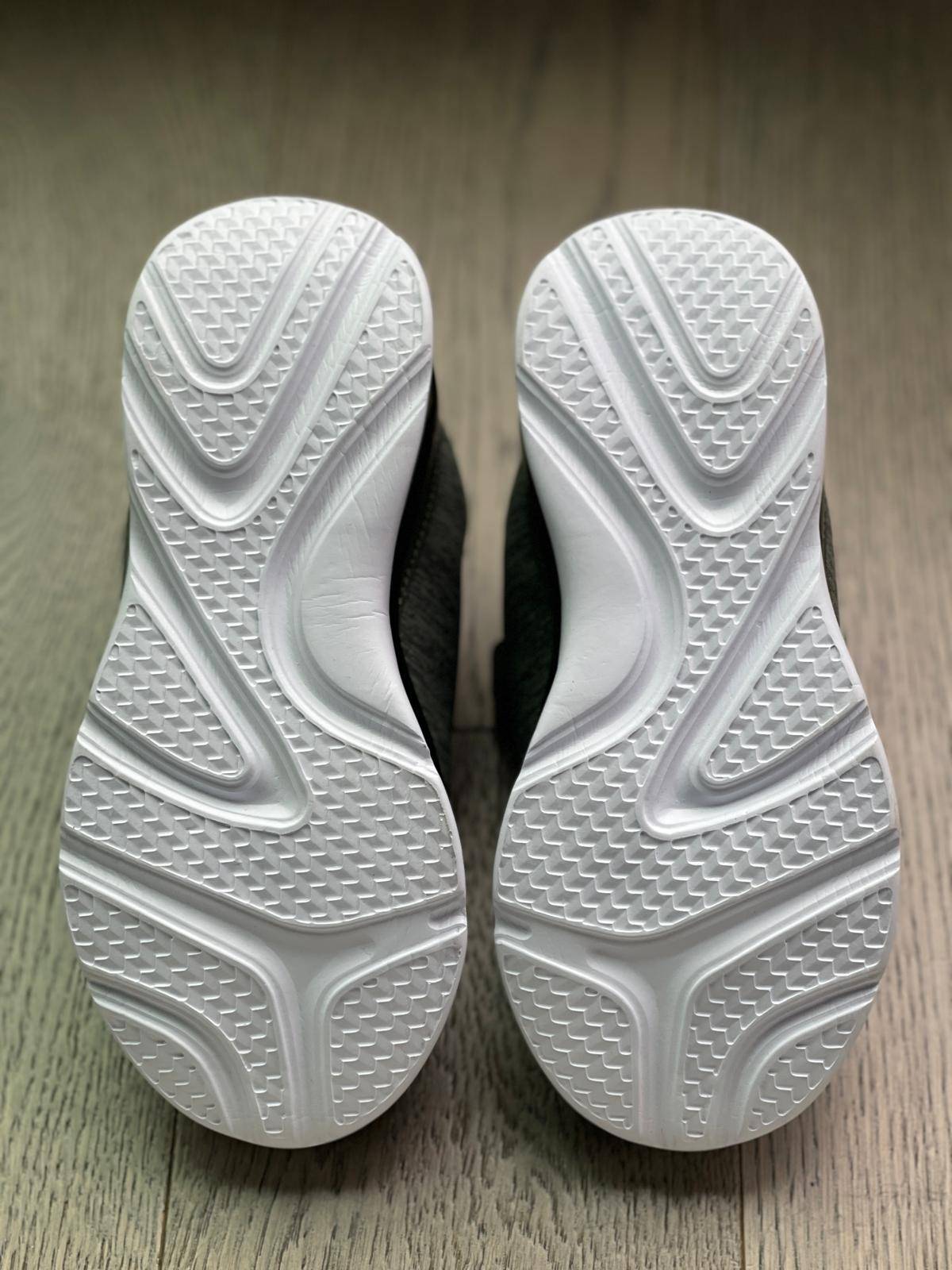 New - Mountain Warehouse Kids Running Shoes – Size 11K (EUR 29) - photo 2