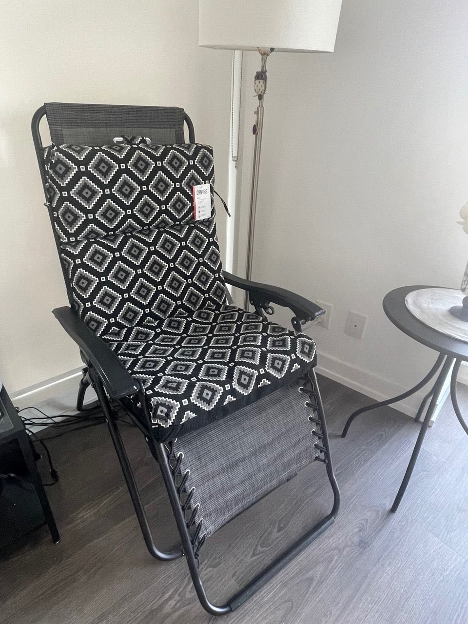 NEW CANVAS Outdoor Chair Cushion - Water & Fade Resistant - photo 2