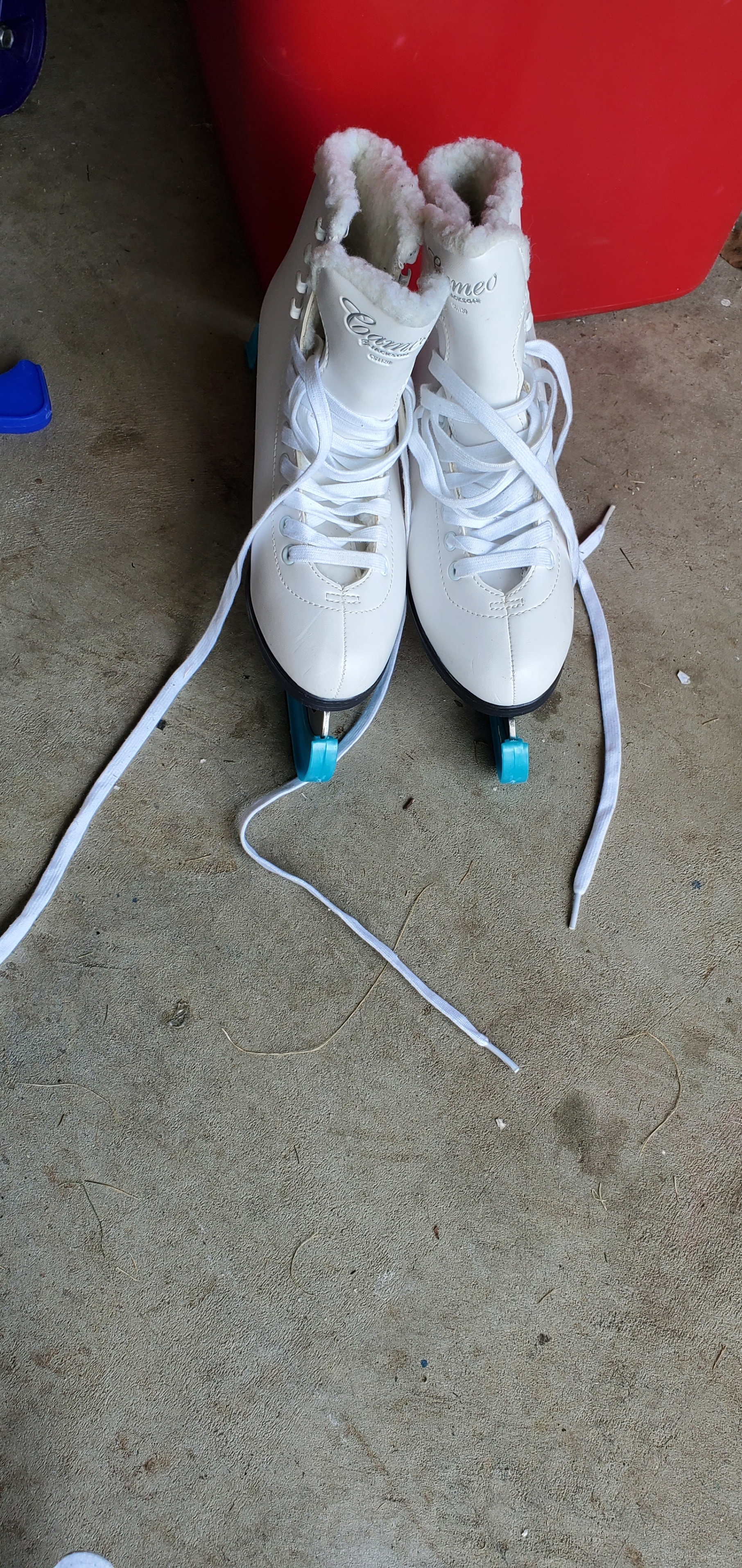 Cameo by Jackson CS1120 White figure skates w/ skate guards - photo 4