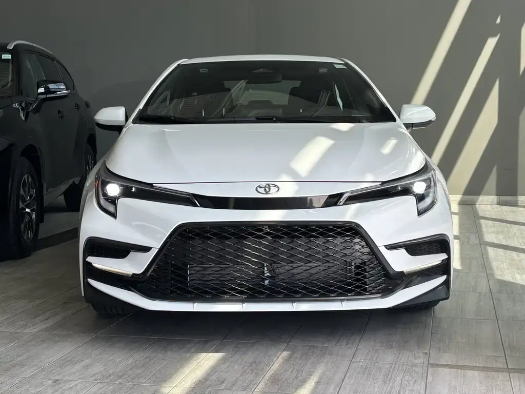 2026 Toyota Corolla - photo 2