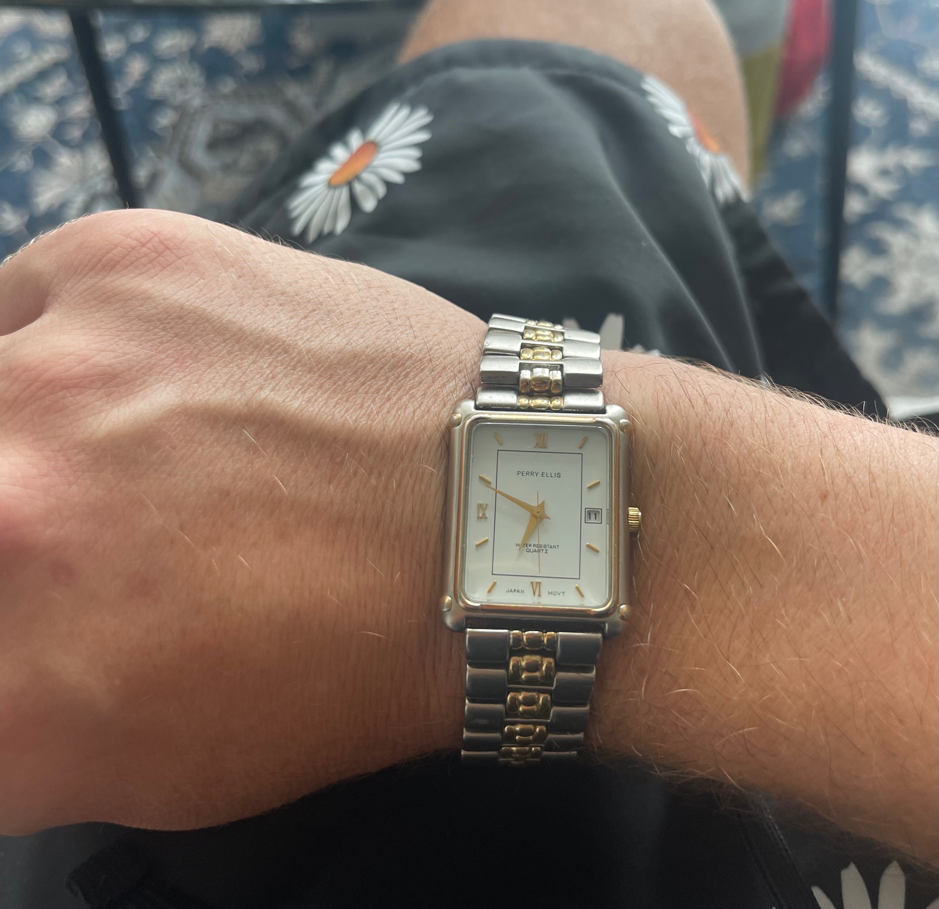 Men's Perry Ellis Two-Tone Tank Watch APE 4108 (Needs Battery) - photo 2