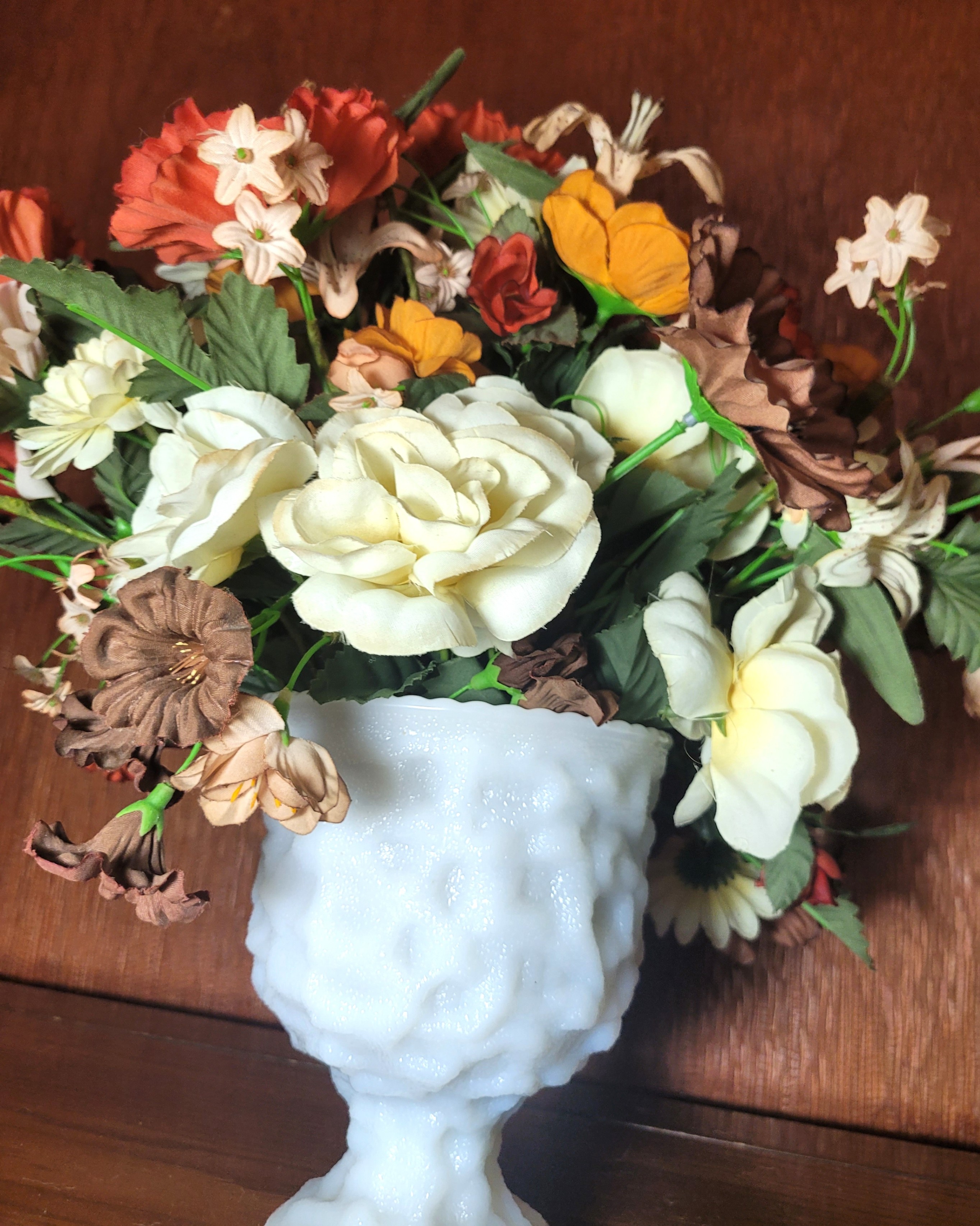 1960s E.O. Brody White Milk Glass Pedestal Vase Faux Floral Art - photo 4