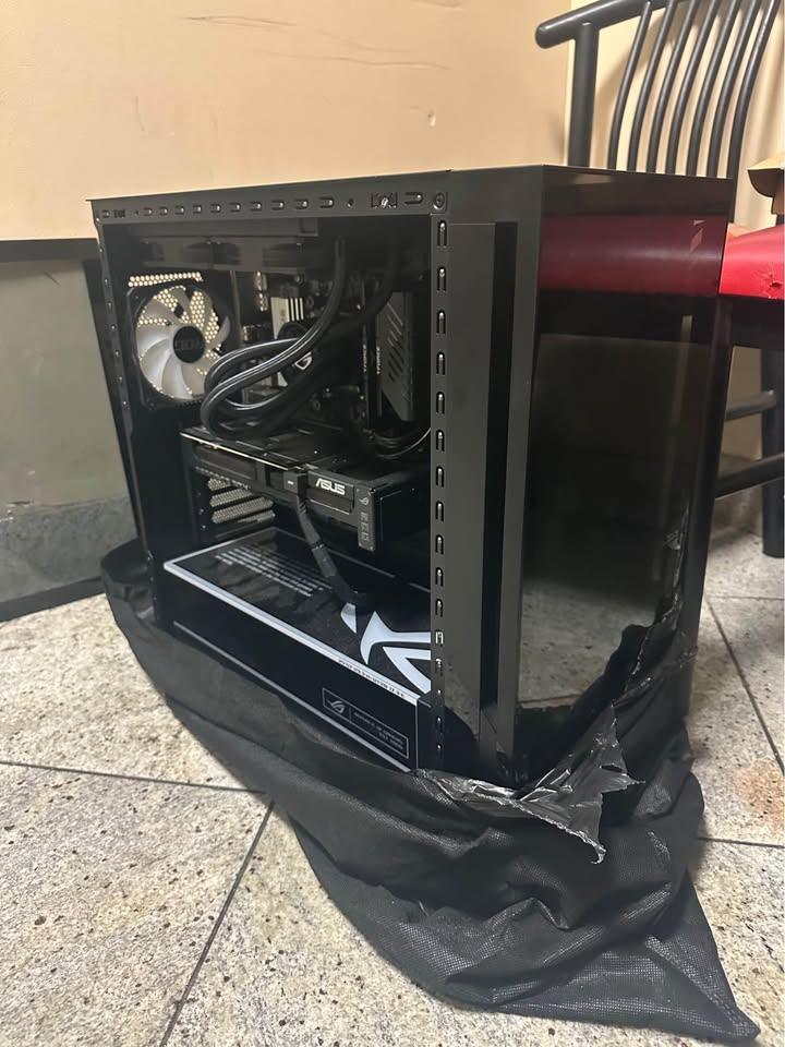 NEW BEAST Desktop Gaming PC, RTX 5070 Ti + Ryzen 7 9800X3D